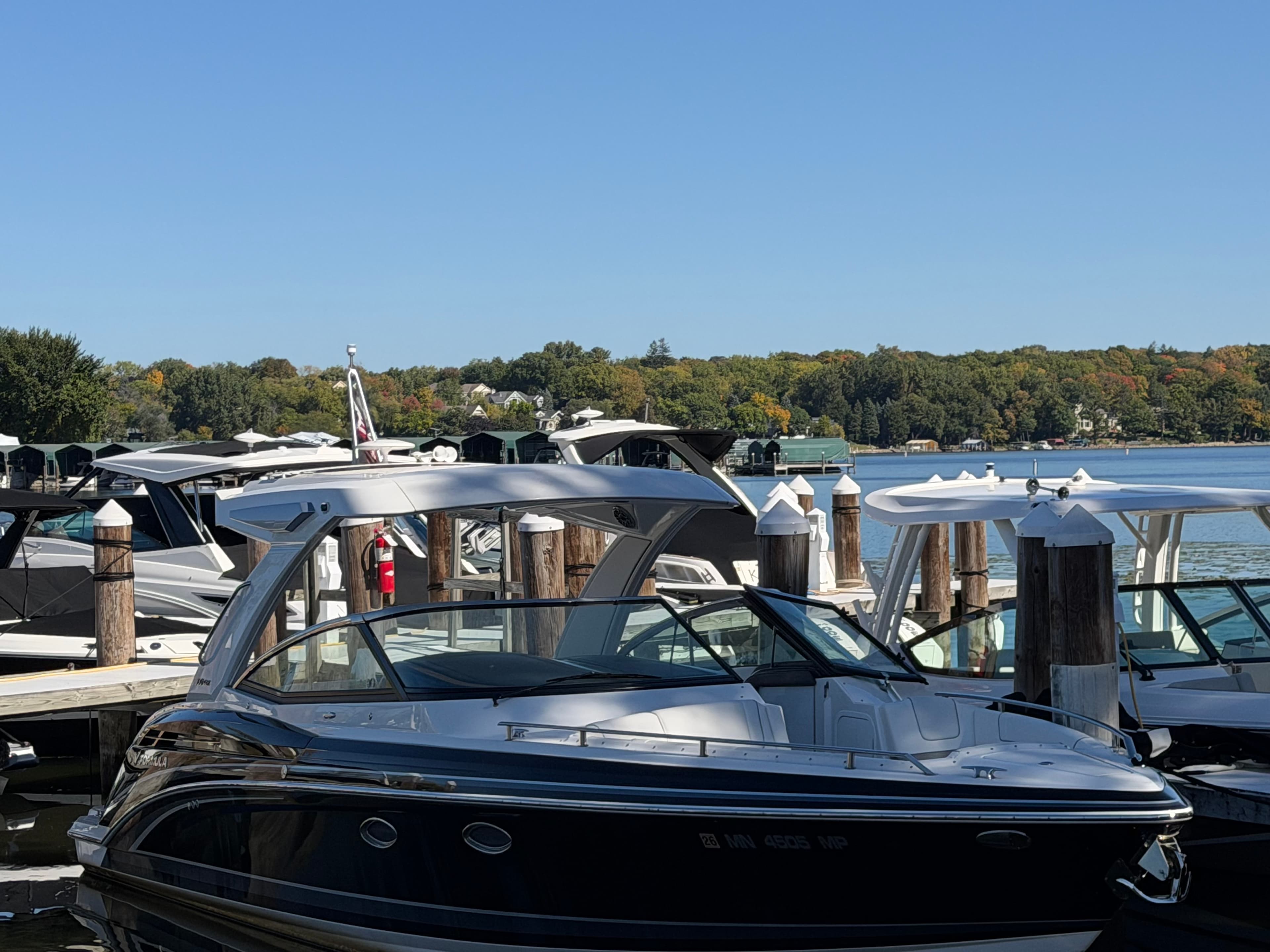 2023 Formula Boats 330 Crossover Bowrider for Sale in Excelsior, Minnesota Bowrider