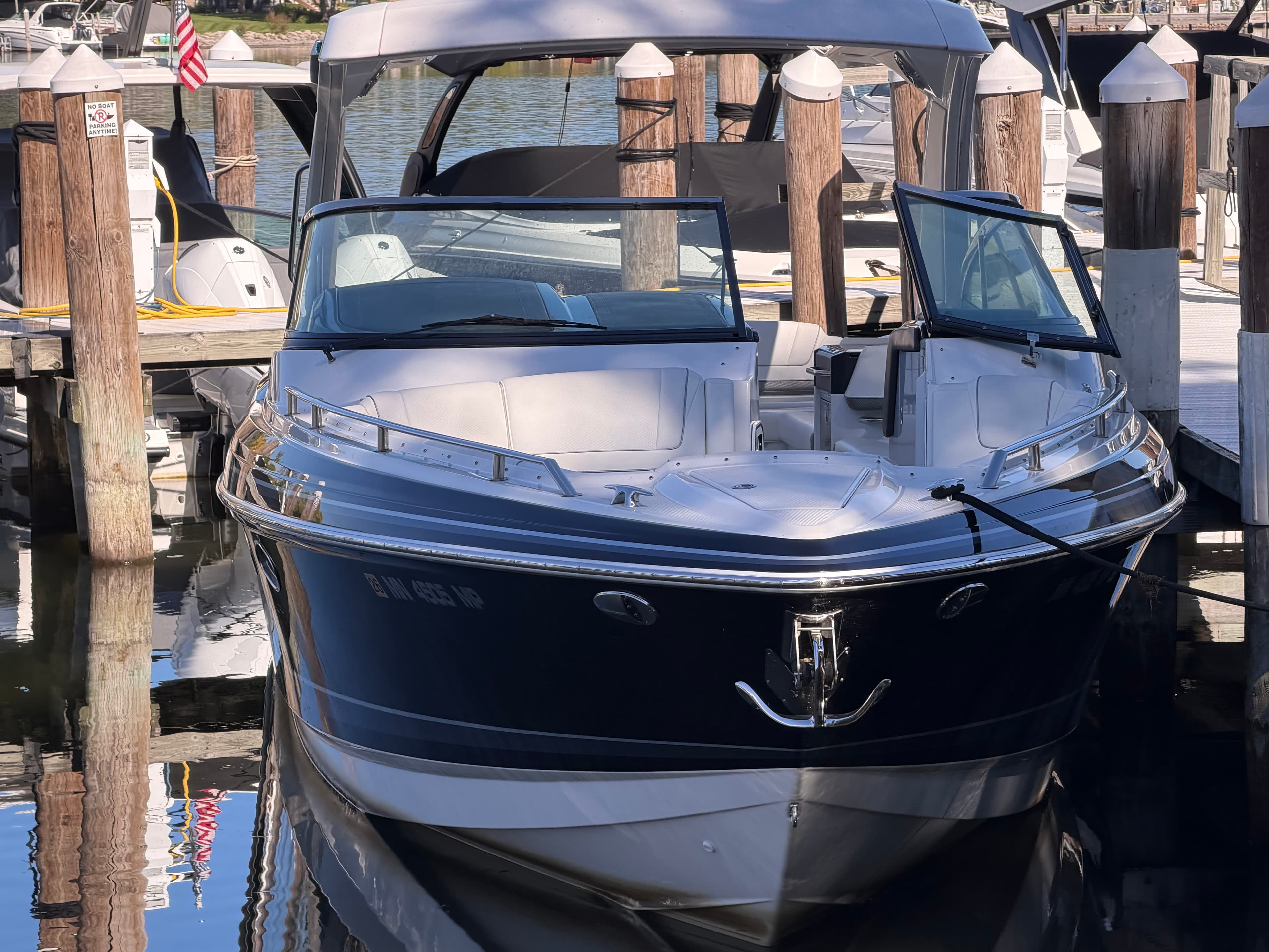 2023 Formula Boats 330 Crossover Bowrider for Sale in Excelsior, Minnesota Bowrider 3