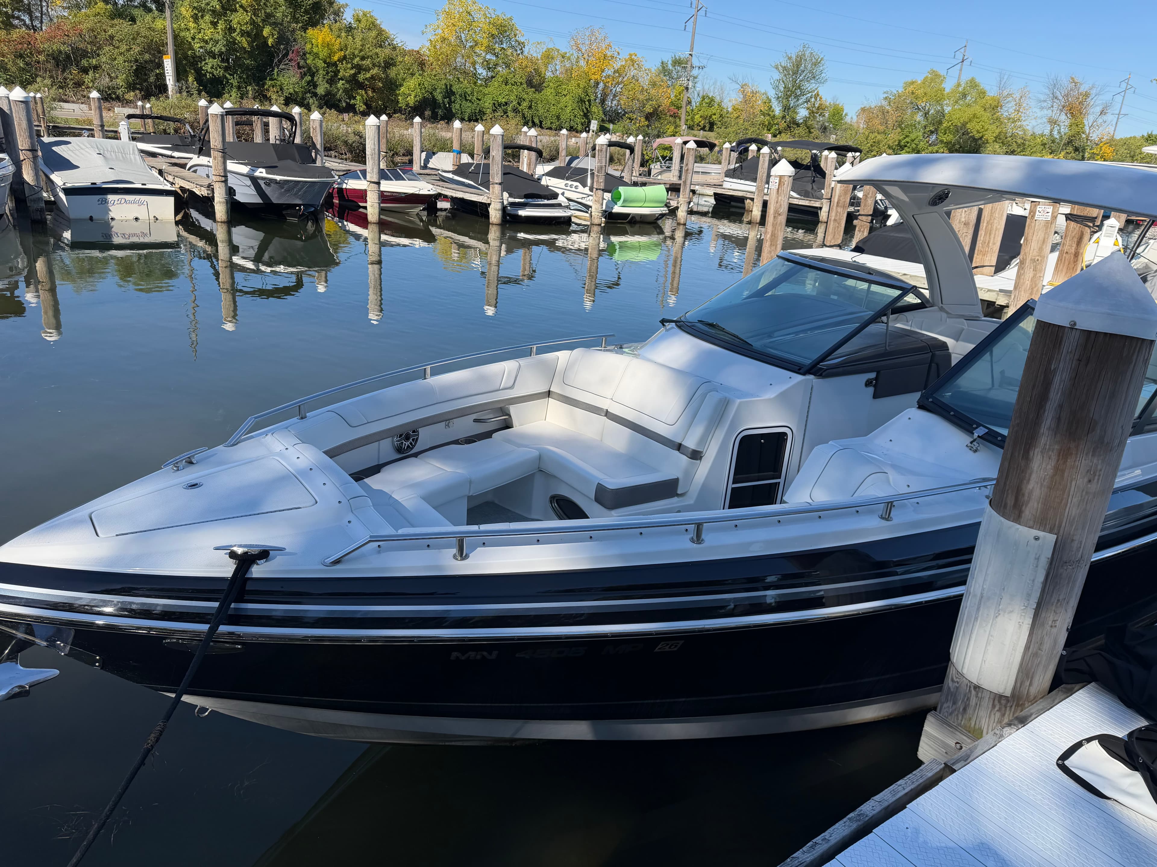2023 Formula Boats 330 Crossover Bowrider for Sale in Excelsior, Minnesota Bowrider 4