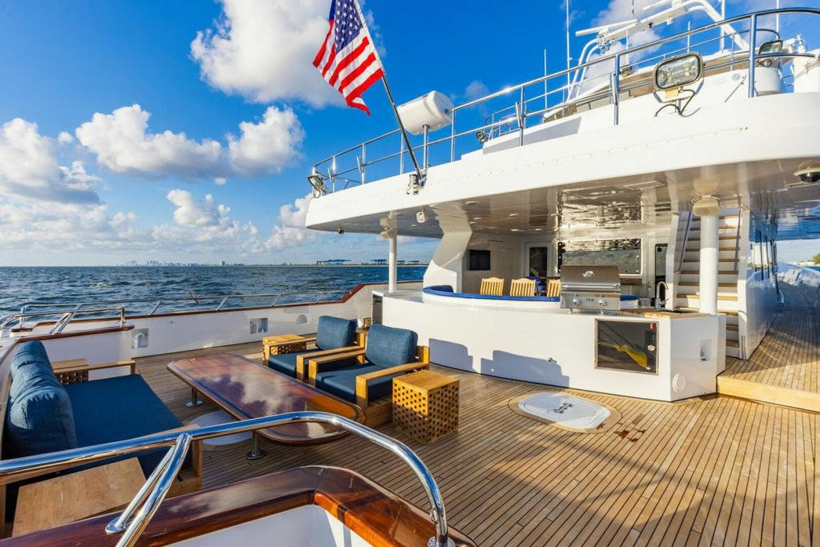 2009 Crystal Yachts 117 for Sale in Charleston, South Carolina Motor Yacht 2