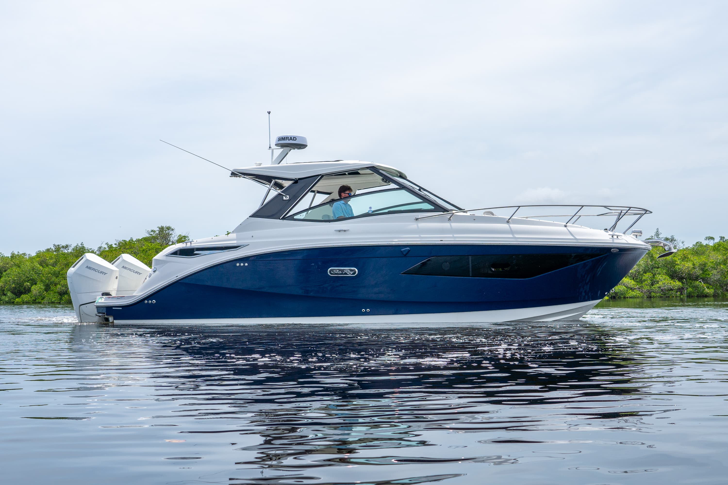 2027 Sea Ray Sundancer 320 Outboard zum Verkauf in Fort Myers, FL Express Cruiser
