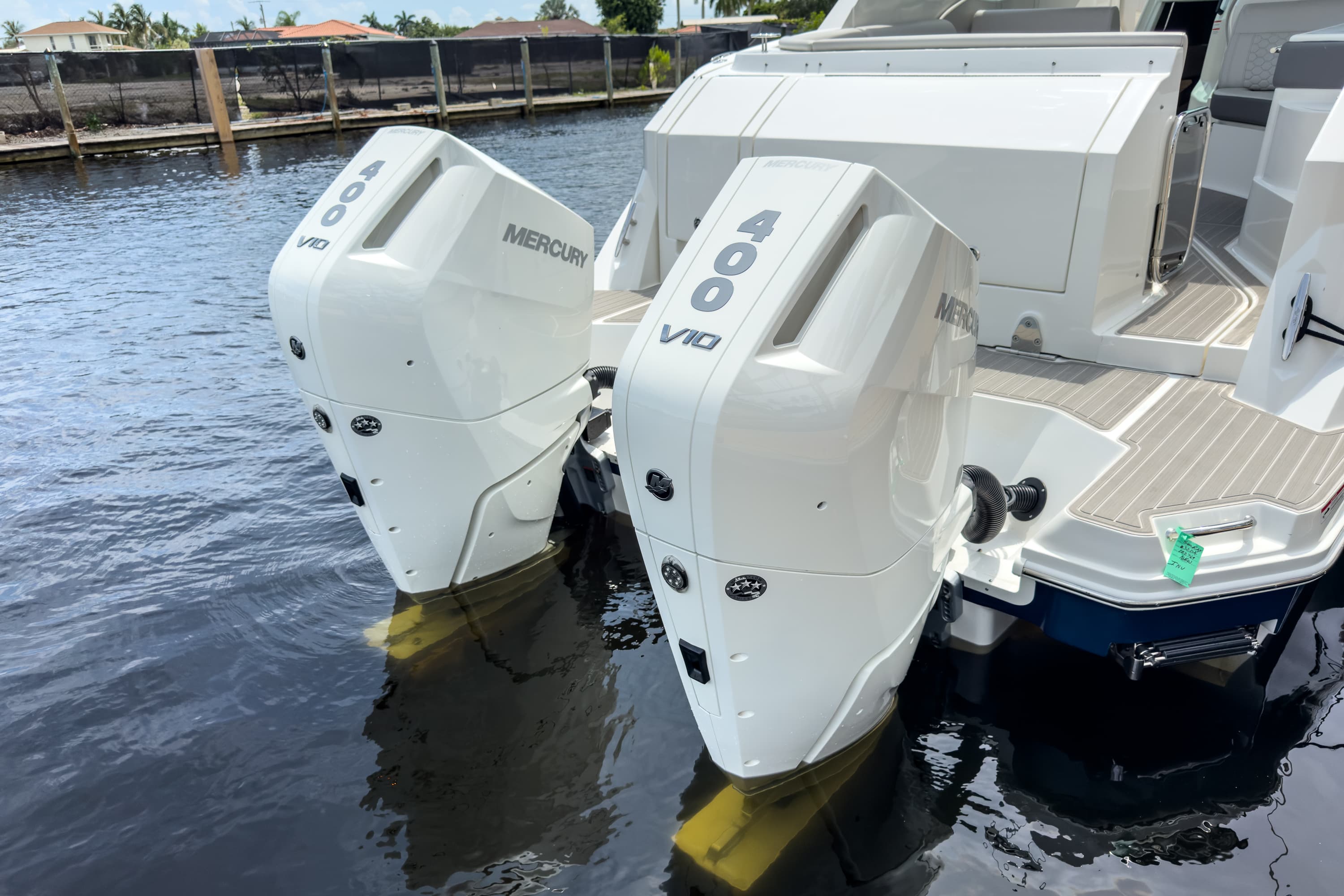 2027 Sea Ray Sundancer 320 Outboard zum Verkauf in Fort Myers, FL Express Cruiser 5