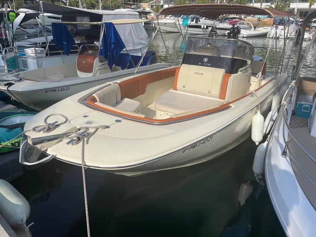 2021 Invictus Yachts 270 FX à vendre à Altea, ES Day Boats 2
