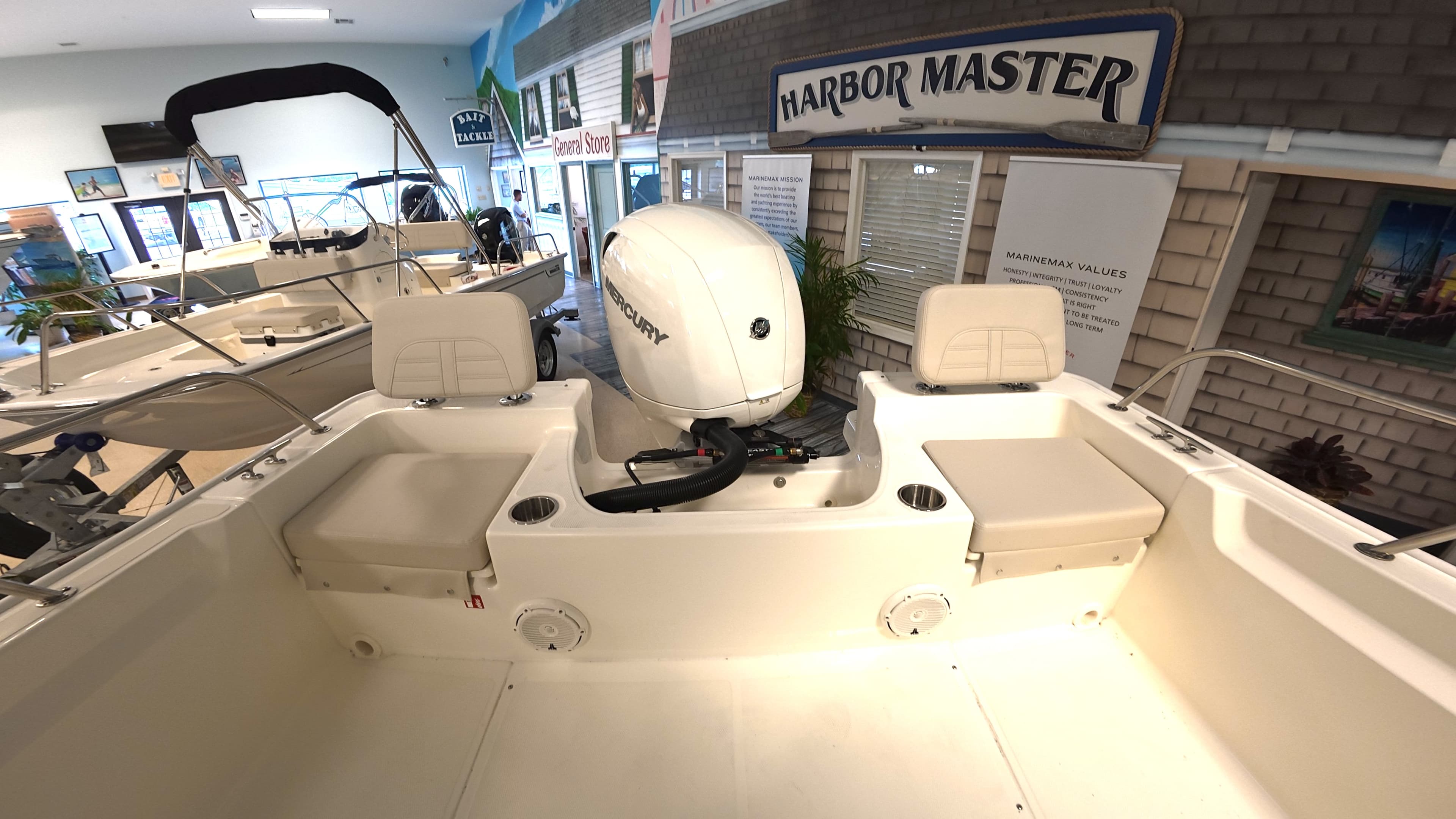 2026 Boston Whaler 190 Montauk in vendita a Ocean View, NJ Center Console 5