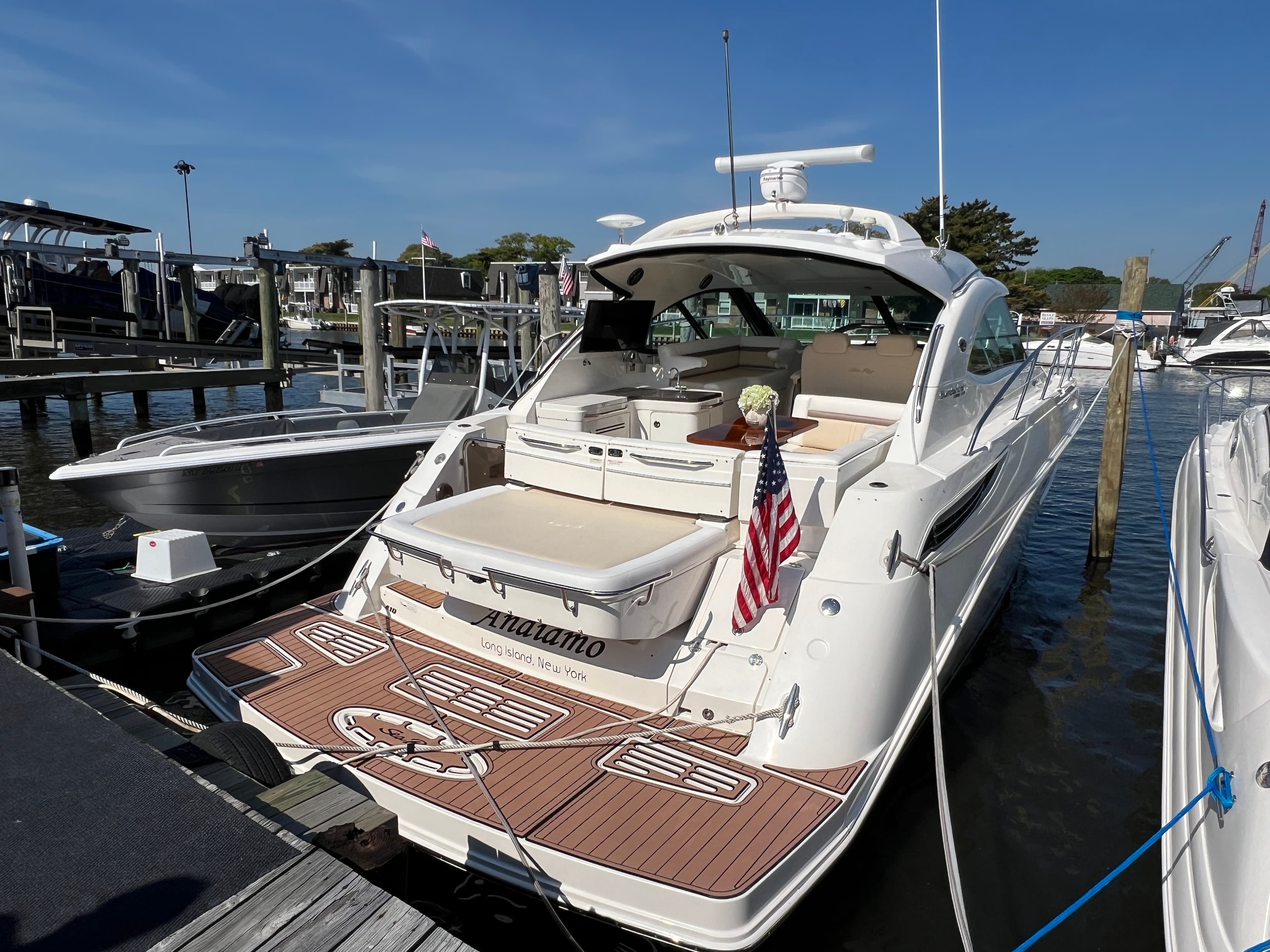 2015 Sea Ray 410 Sundancer a la venta en Huntington, NY Express Cruiser 2