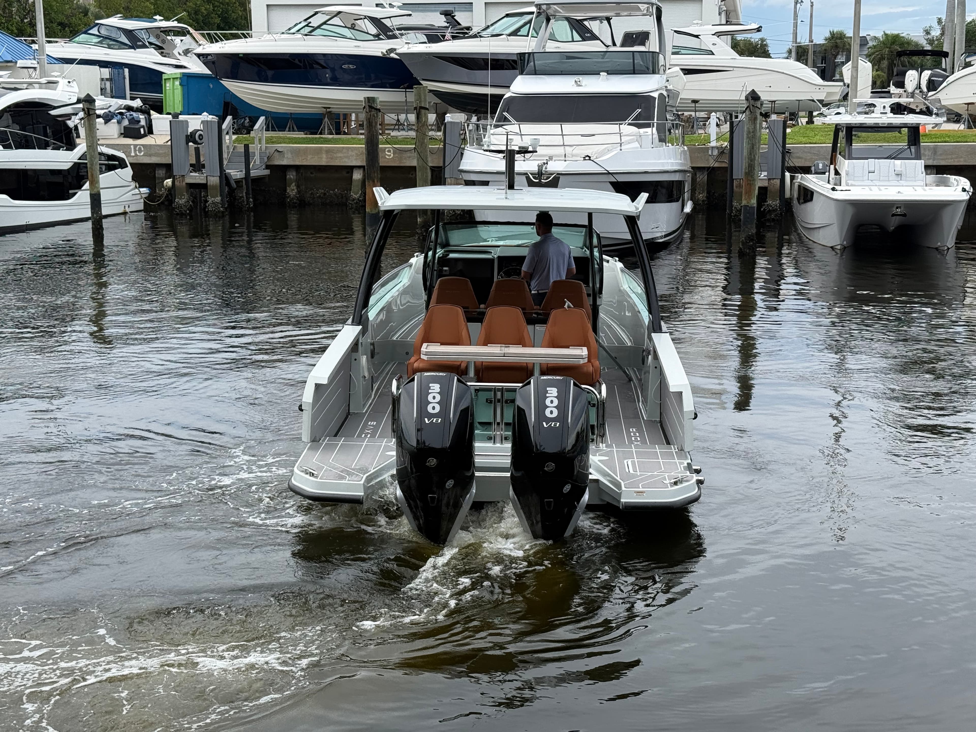 2024 Saxdor 320 GTO for Sale in Pompano Beach, Florida Day Boats 4