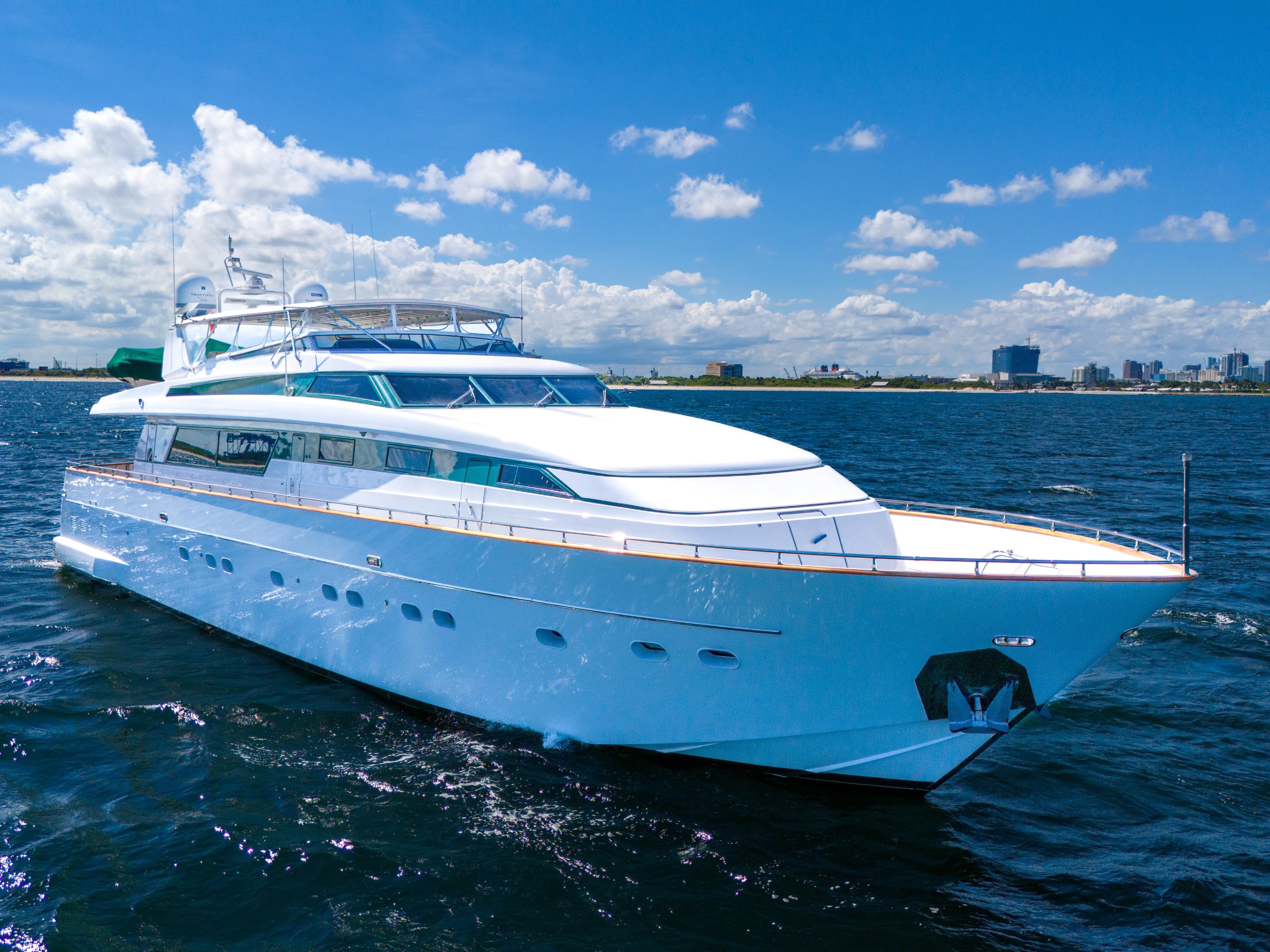1998 Sanlorenzo SL100 a la venta en Miami-Dade County, Florida Flybridge 3