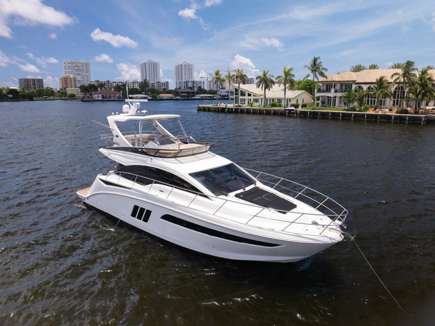 2016 Sea Ray 510 Fly for Sale in Fort Lauderdale, Florida Motor Yacht 2