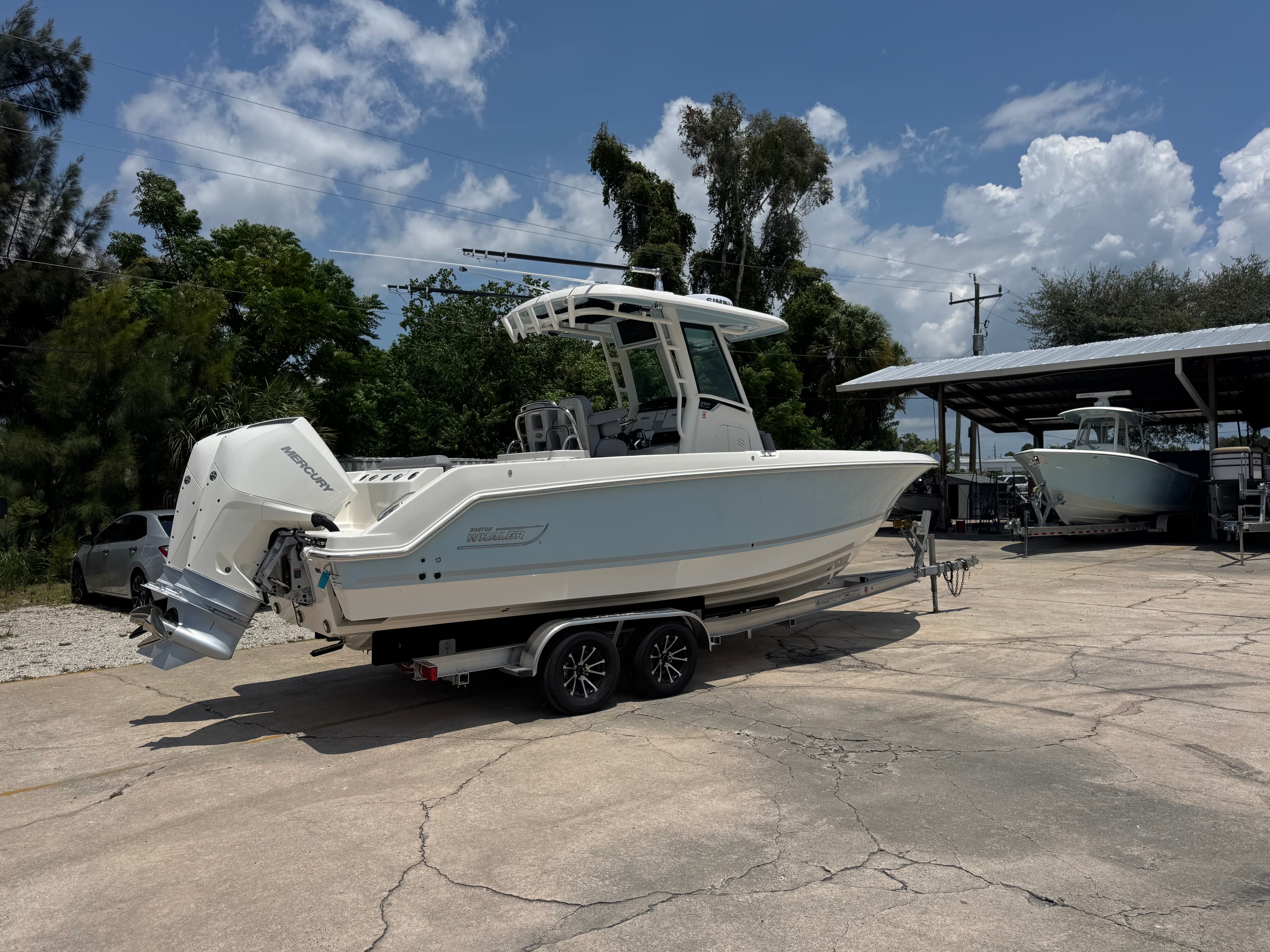 2026 Boston Whaler 250 Outrage for Sale in Cocoa, Florida Center Console 2
