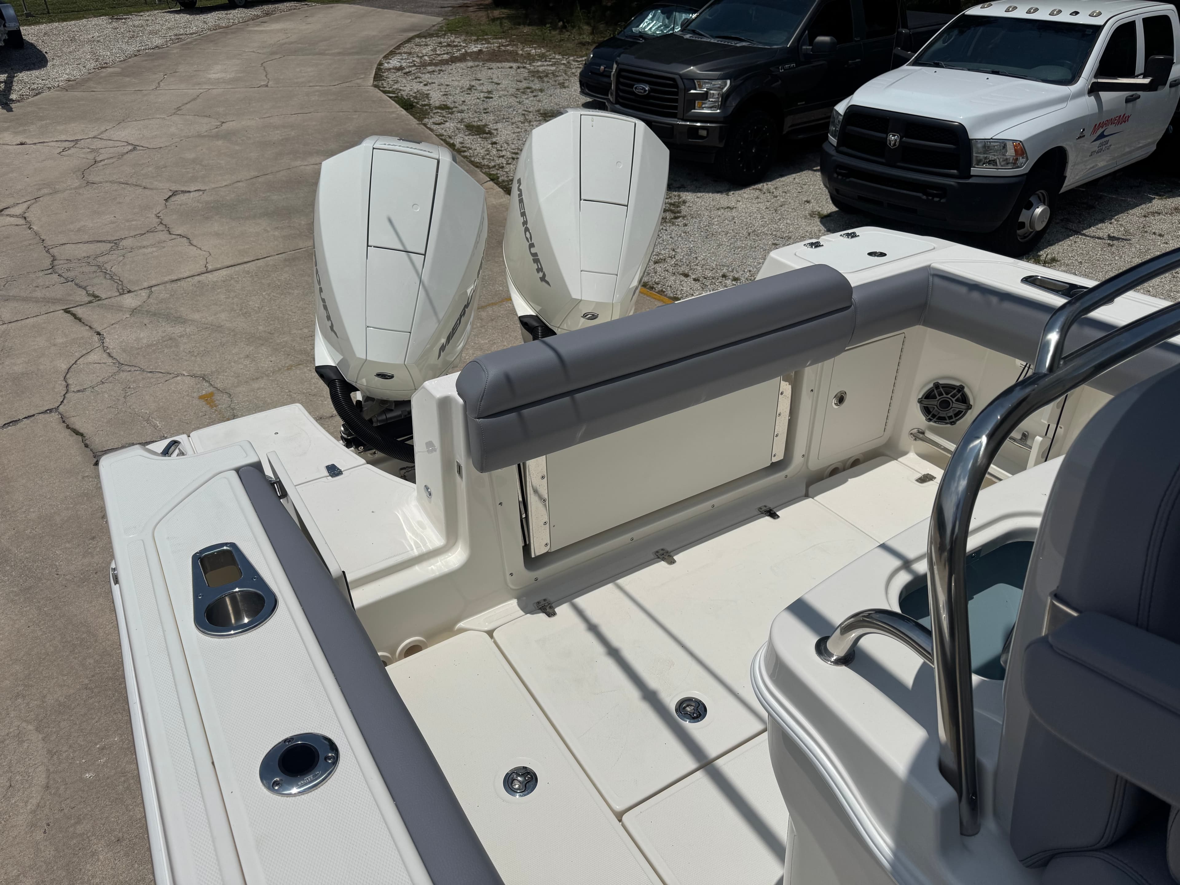 2026 Boston Whaler 250 Outrage for Sale in Cocoa, Florida Center Console 5