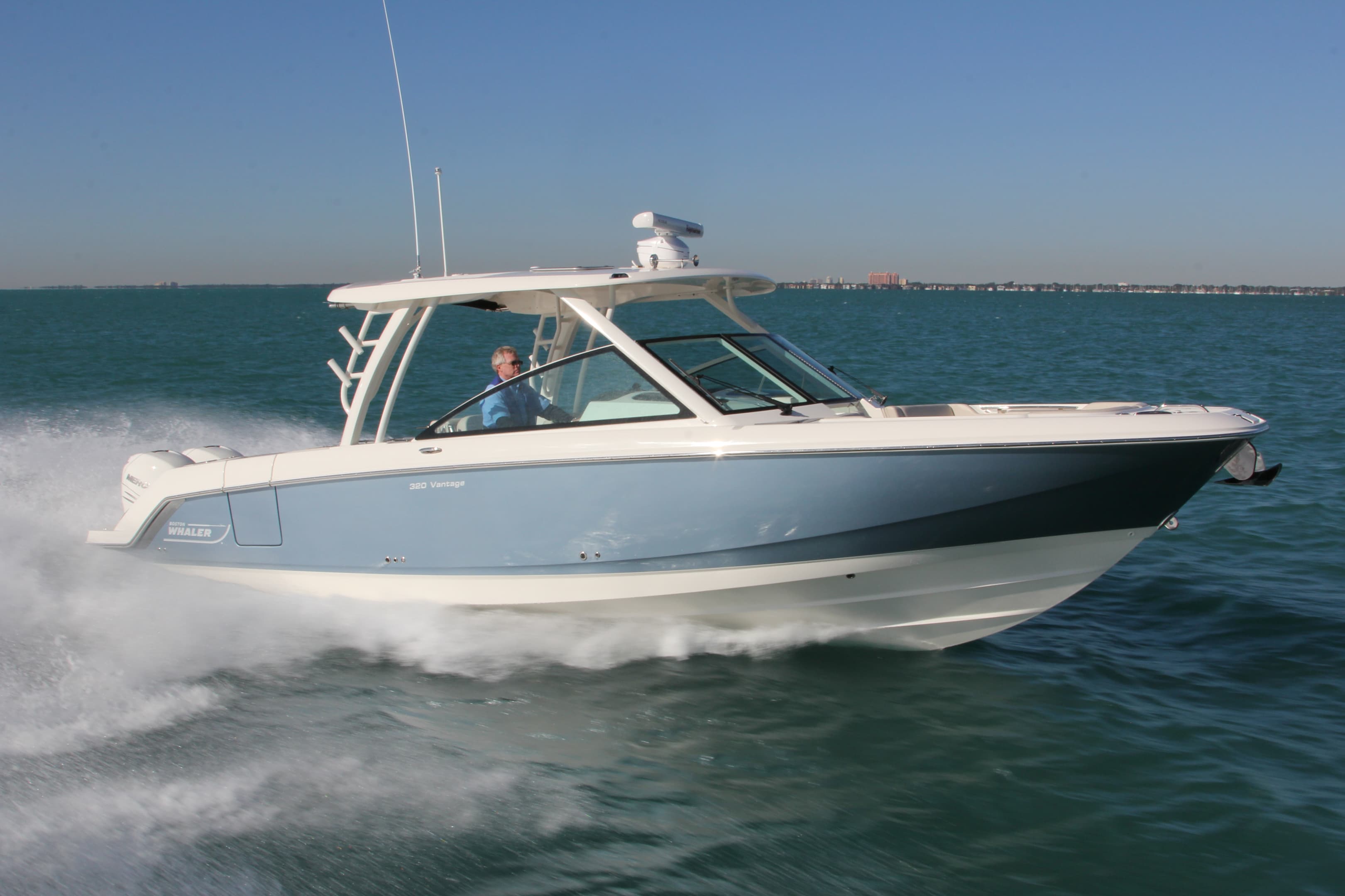2024 Boston Whaler 320 Vantage for Sale in Norwalk, Connecticut Bowrider