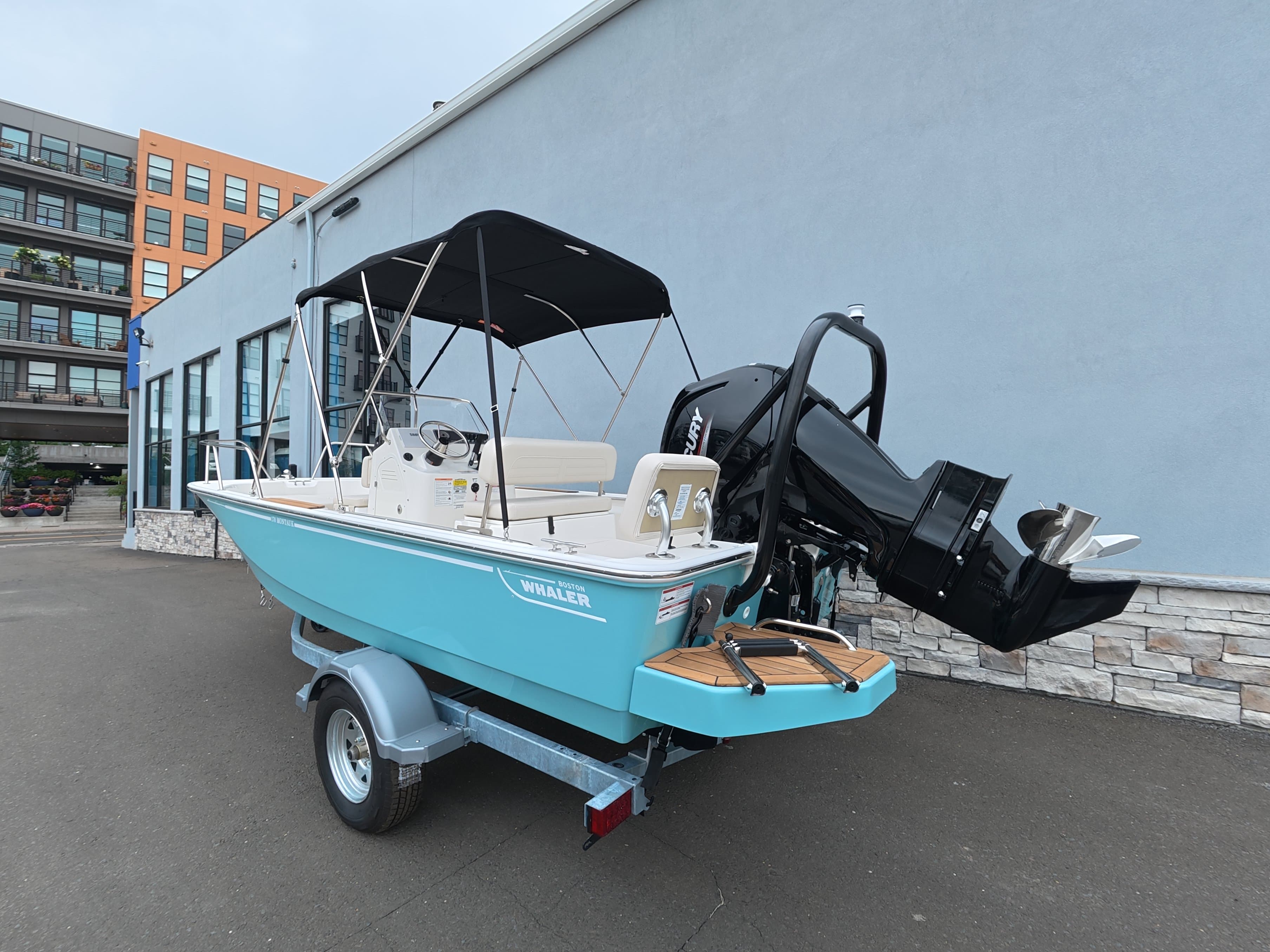 2027 Boston Whaler 170 Montauk a la venta en Norwalk, Connecticut Center Console 3