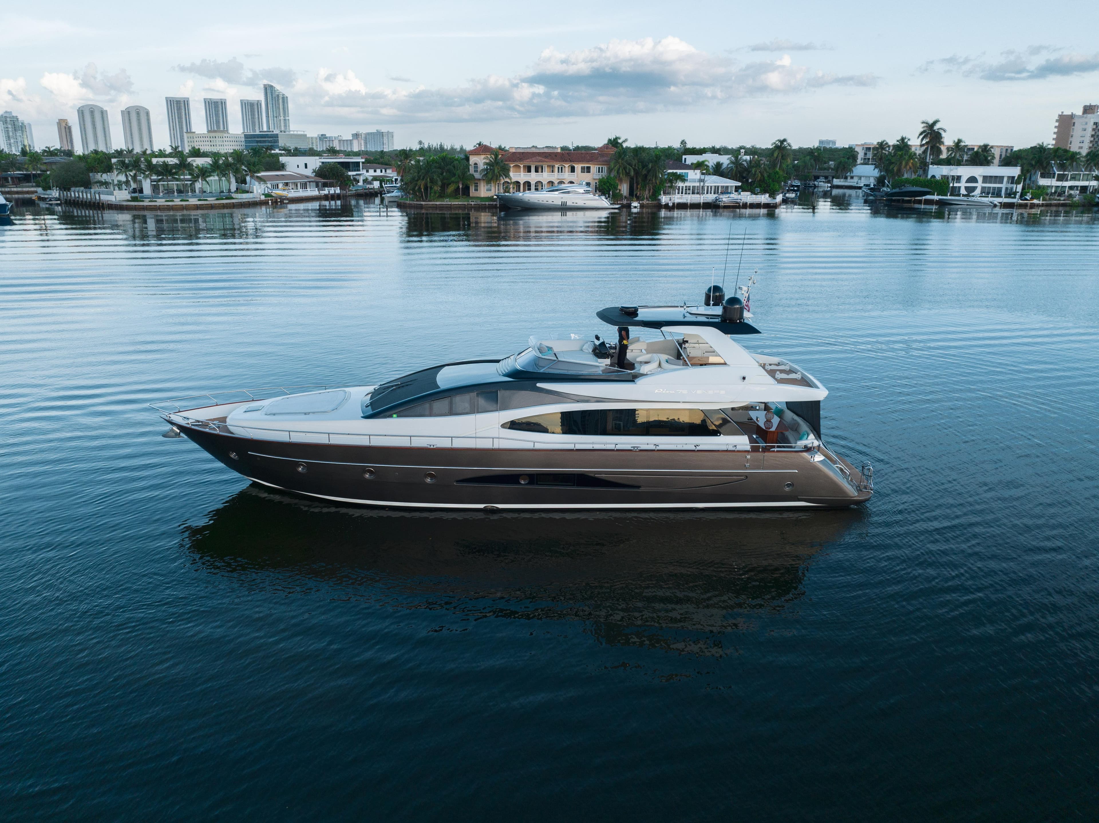 2012 Riva 75 Venere in vendita a Key West, Florida Flybridge