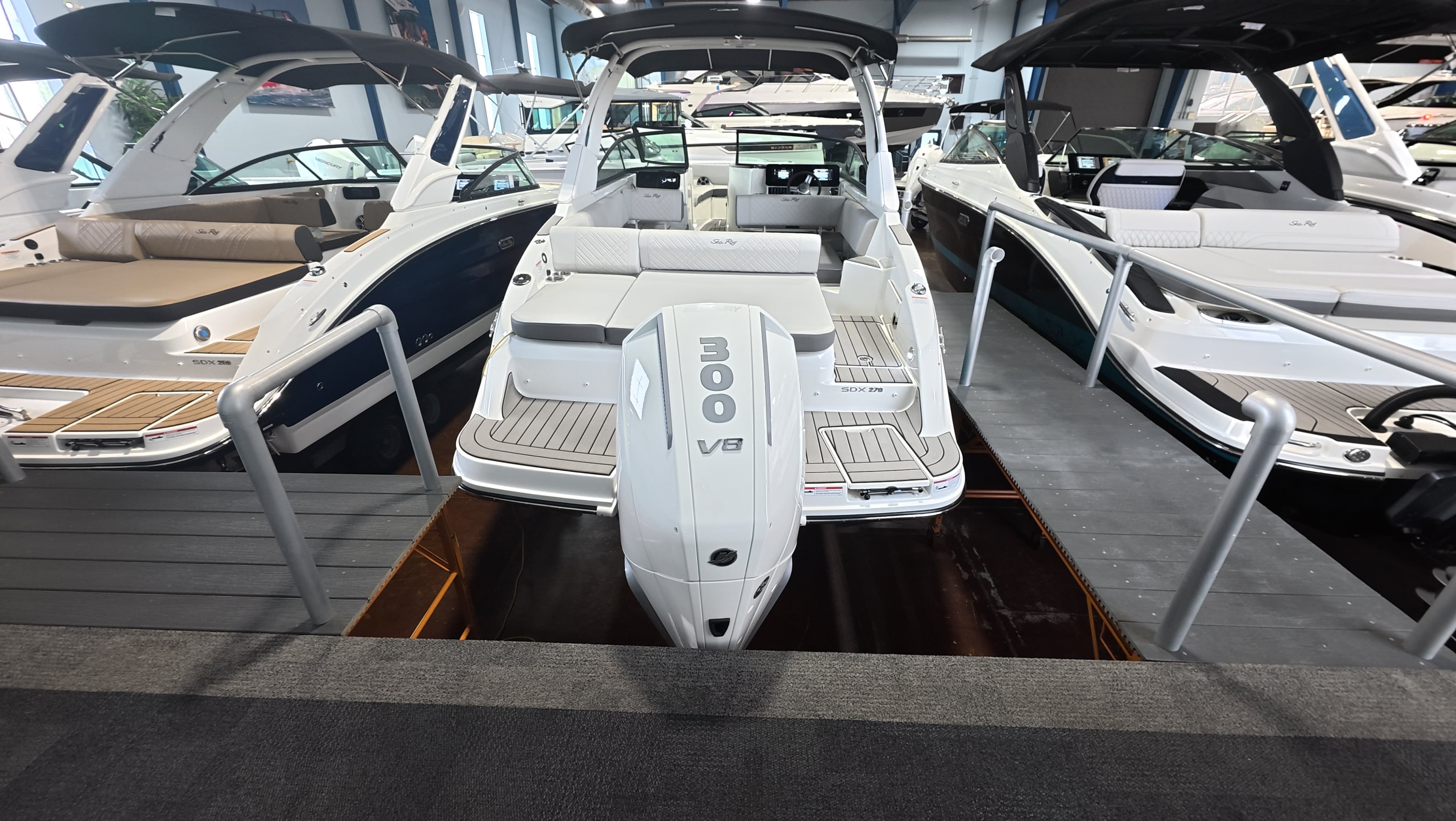 2027 Sea Ray SDX 270 Outboard zum Verkauf in Clearwater, Florida Bowrider 3