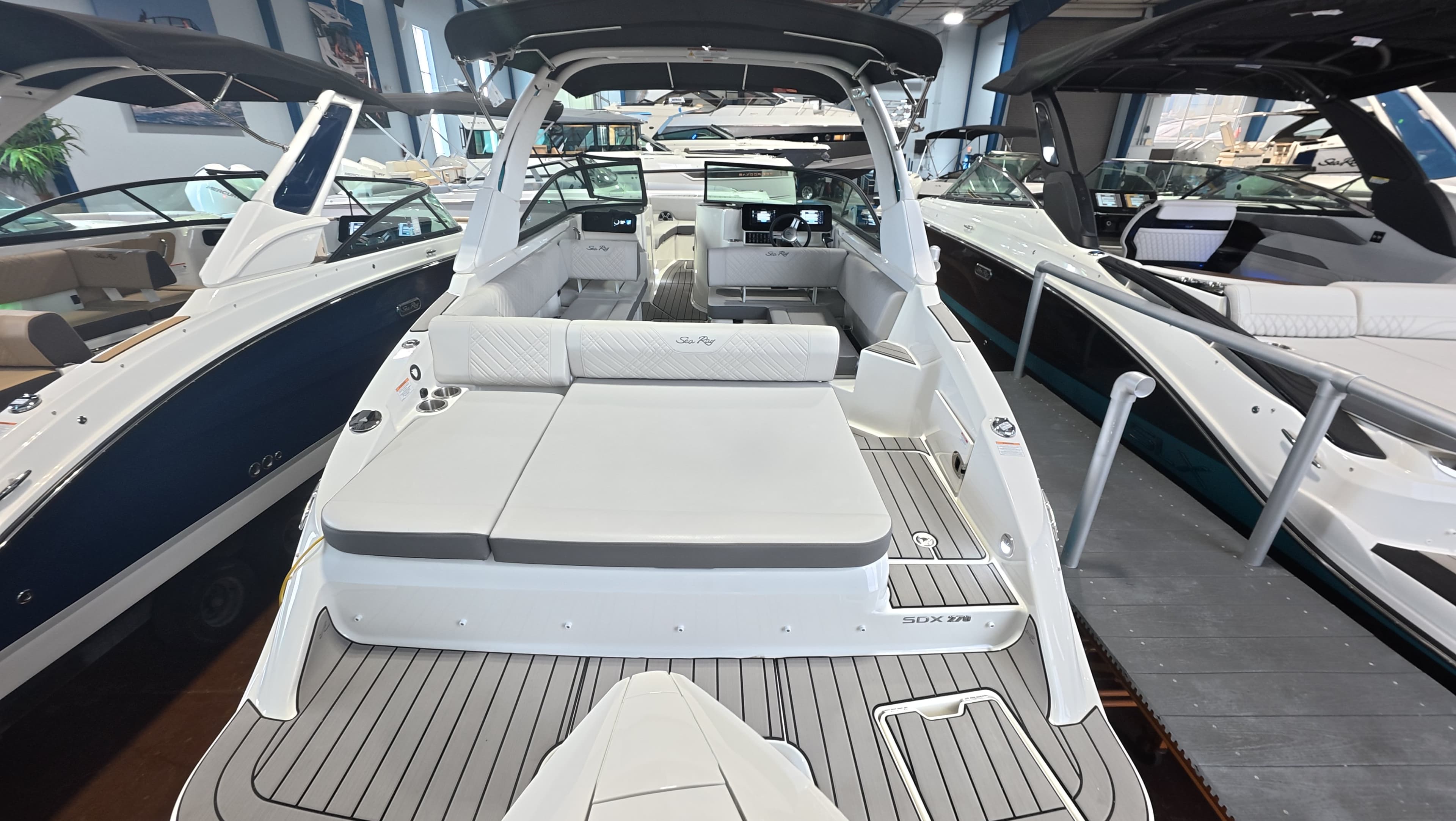 2027 Sea Ray SDX 270 Outboard zum Verkauf in Clearwater, Florida Bowrider 4