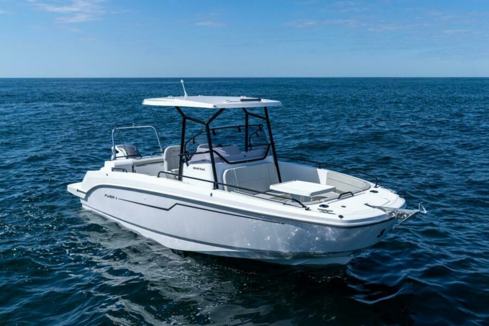 2026 Beneteau Flyer 8 SPACEdeck for Sale in South Dartmouth, Massachusetts Center Console 3