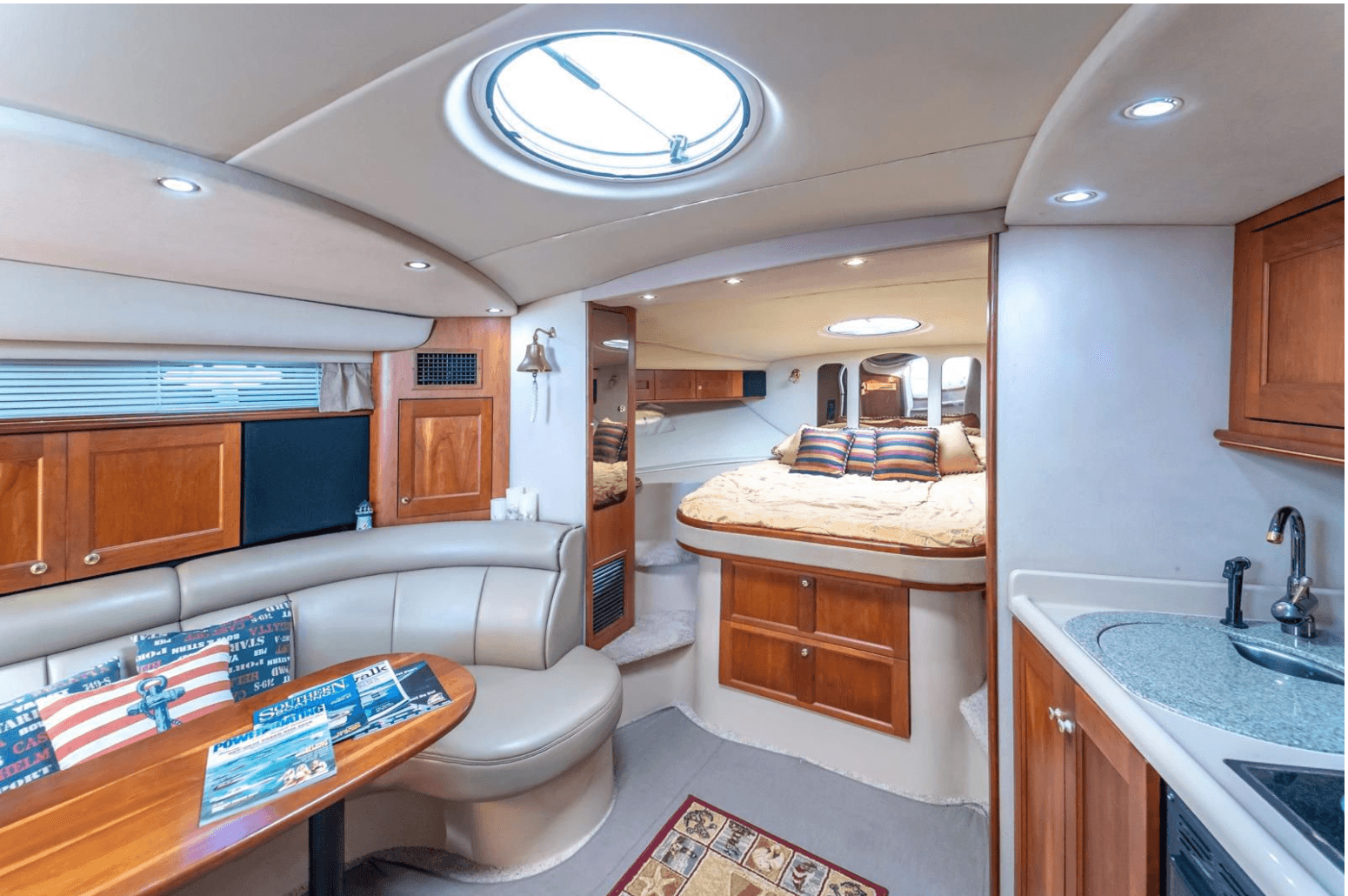 2002 Cruisers Yachts 3870 for Sale in Miami Beach, Florida Cruiser 2