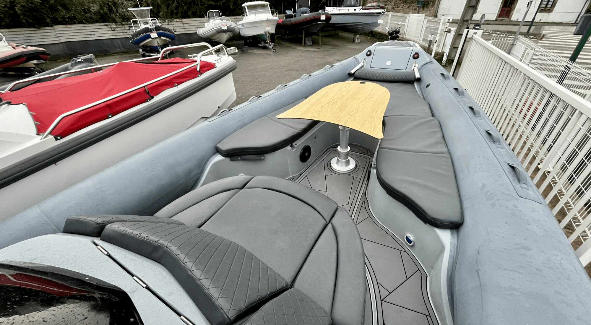 2014 Lomac ADRENALINA 9.5 a la venta en Vannes, FR Inflatables 2