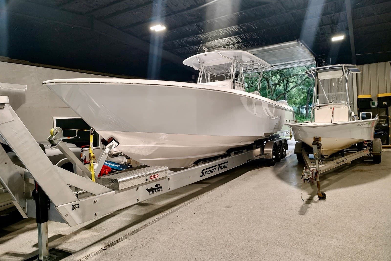 2024 Contender 39ST zum Verkauf in Mobile, AL Center Console