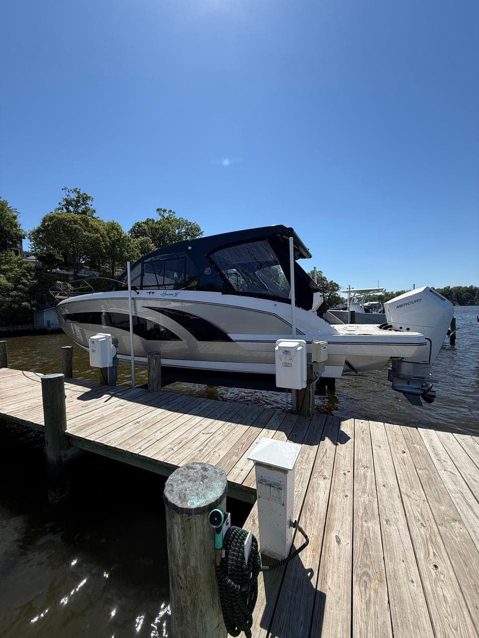 2025 Hanover Yachts 387 for Sale in Annapolis, Maryland Express Cruiser 3