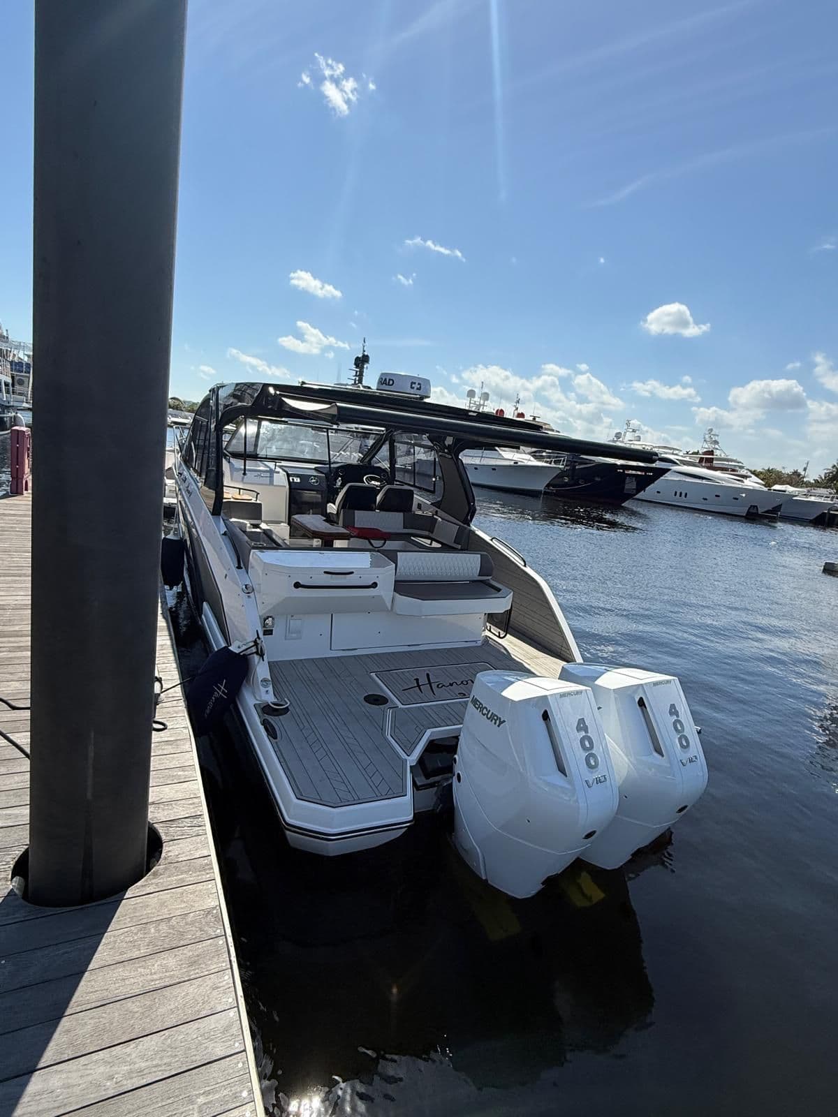 2025 Hanover Yachts 387 for Sale in Annapolis, Maryland Express Cruiser 4