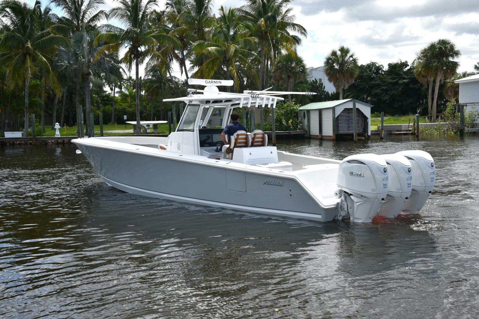 2025 Jupiter 380LS a la venta en South Dartmouth, Massachusetts Center Console 2