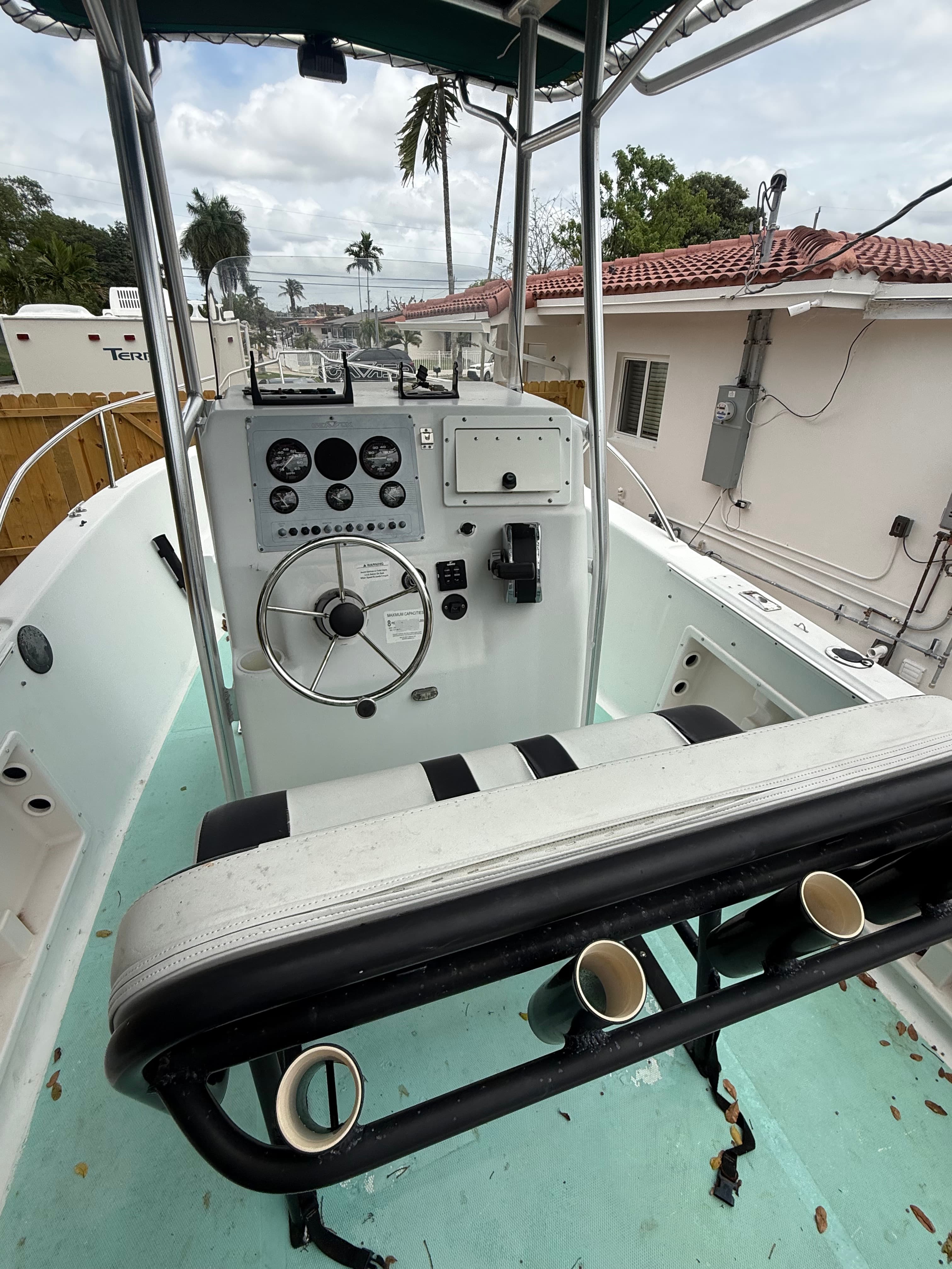 2005 Sea Fox Boats 237 Center Console for Sale in Hialeah, Florida Center Console 5