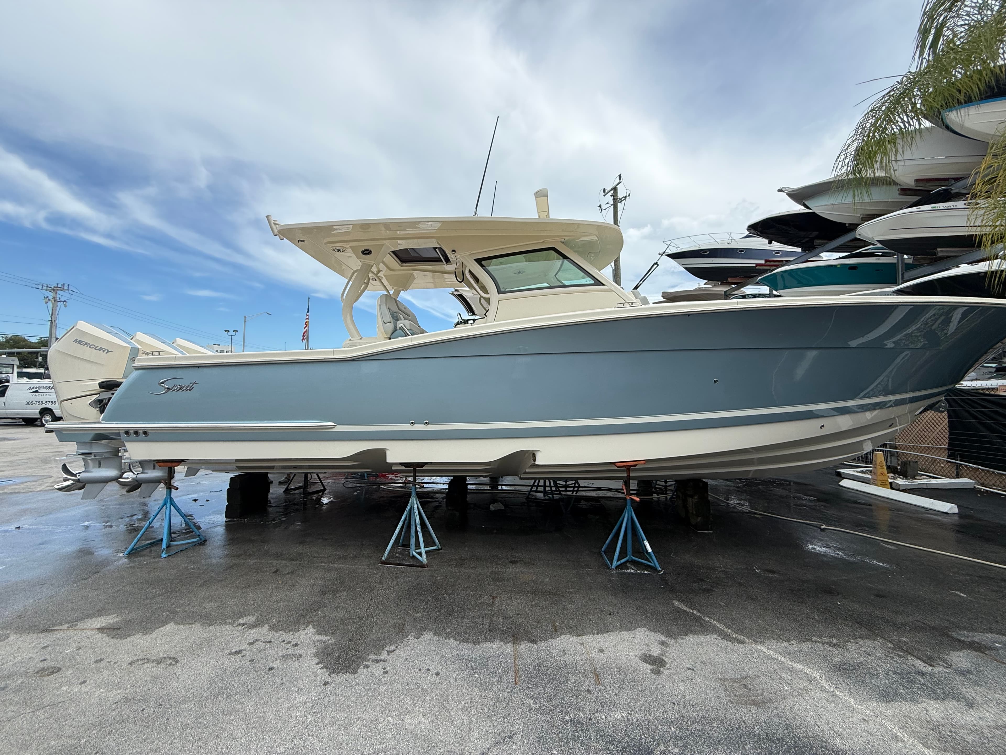 2025 Scout Boats 377LXF zum Verkauf in Miami, FL Center Console