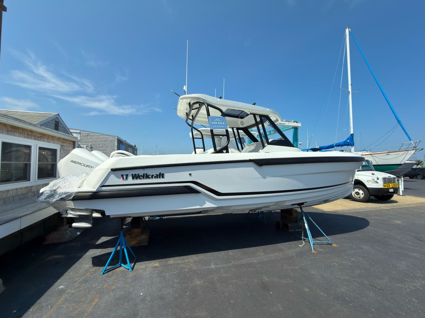 2027 Wellcraft 28 T-Top for Sale in South Dartmouth, Massachusetts Center Console 2