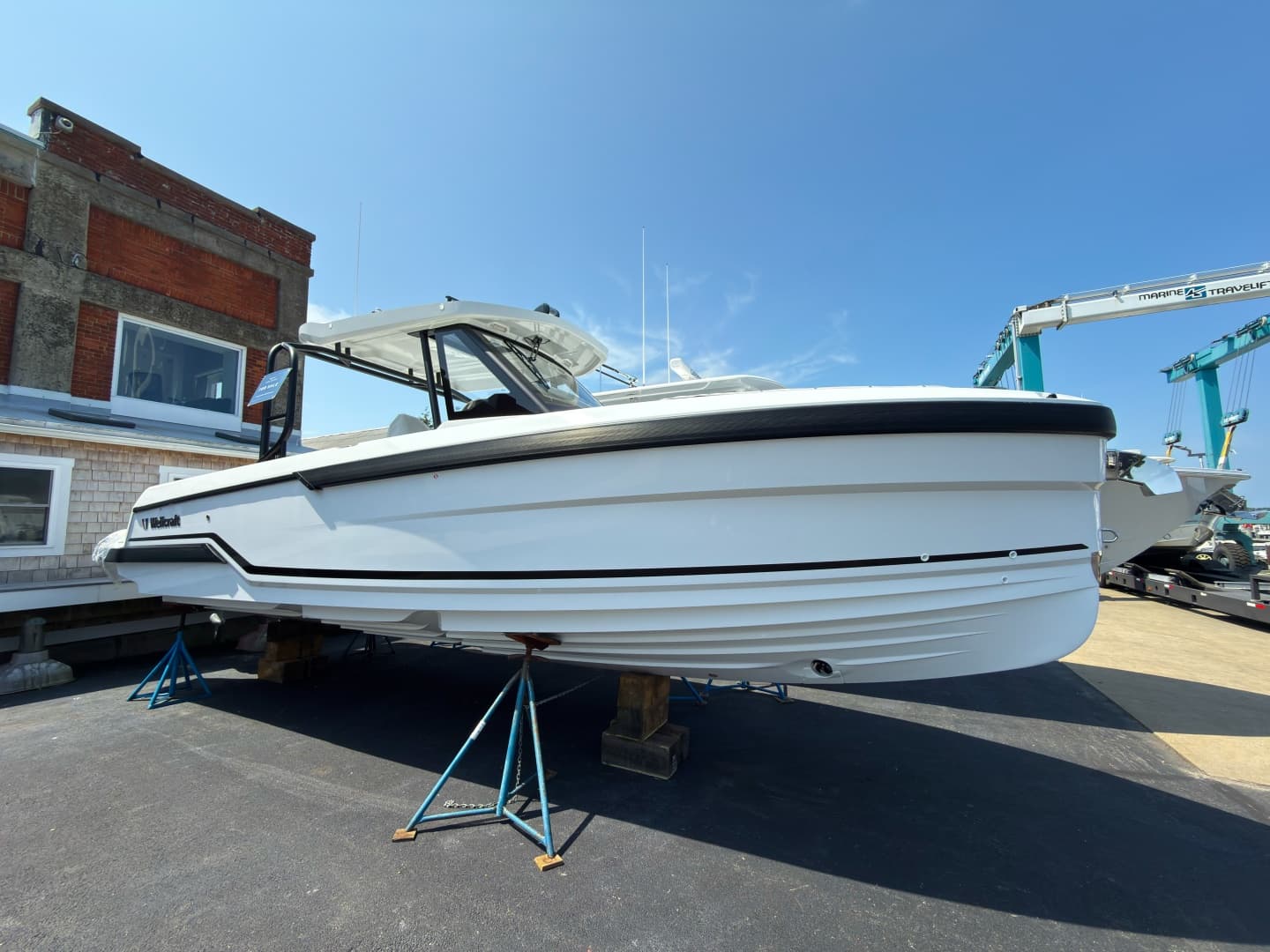 2027 Wellcraft 28 T-Top for Sale in South Dartmouth, Massachusetts Center Console 4
