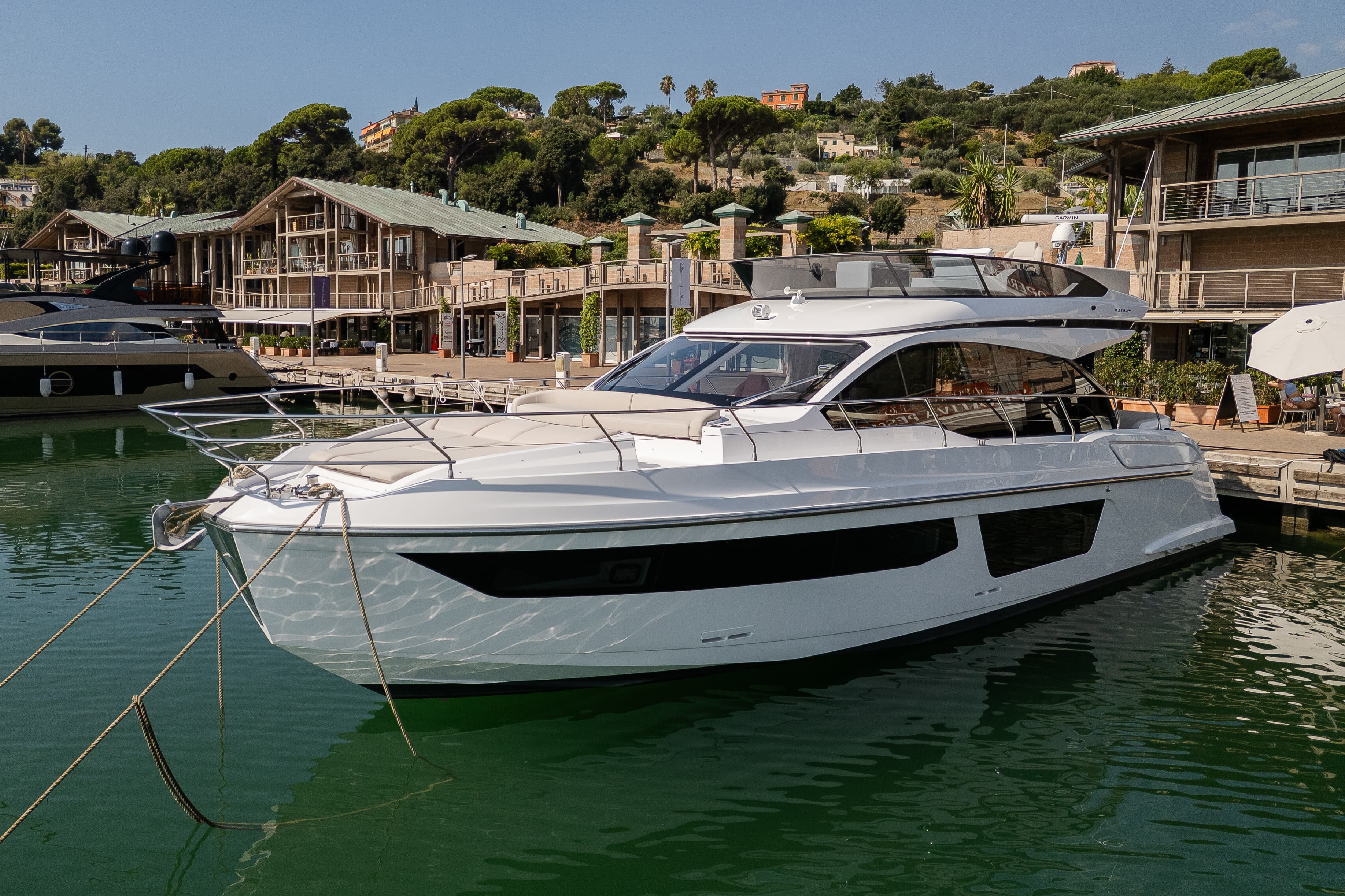 2027 Azimut Fly 53 zum Verkauf in Varazze, IT Flybridge 2