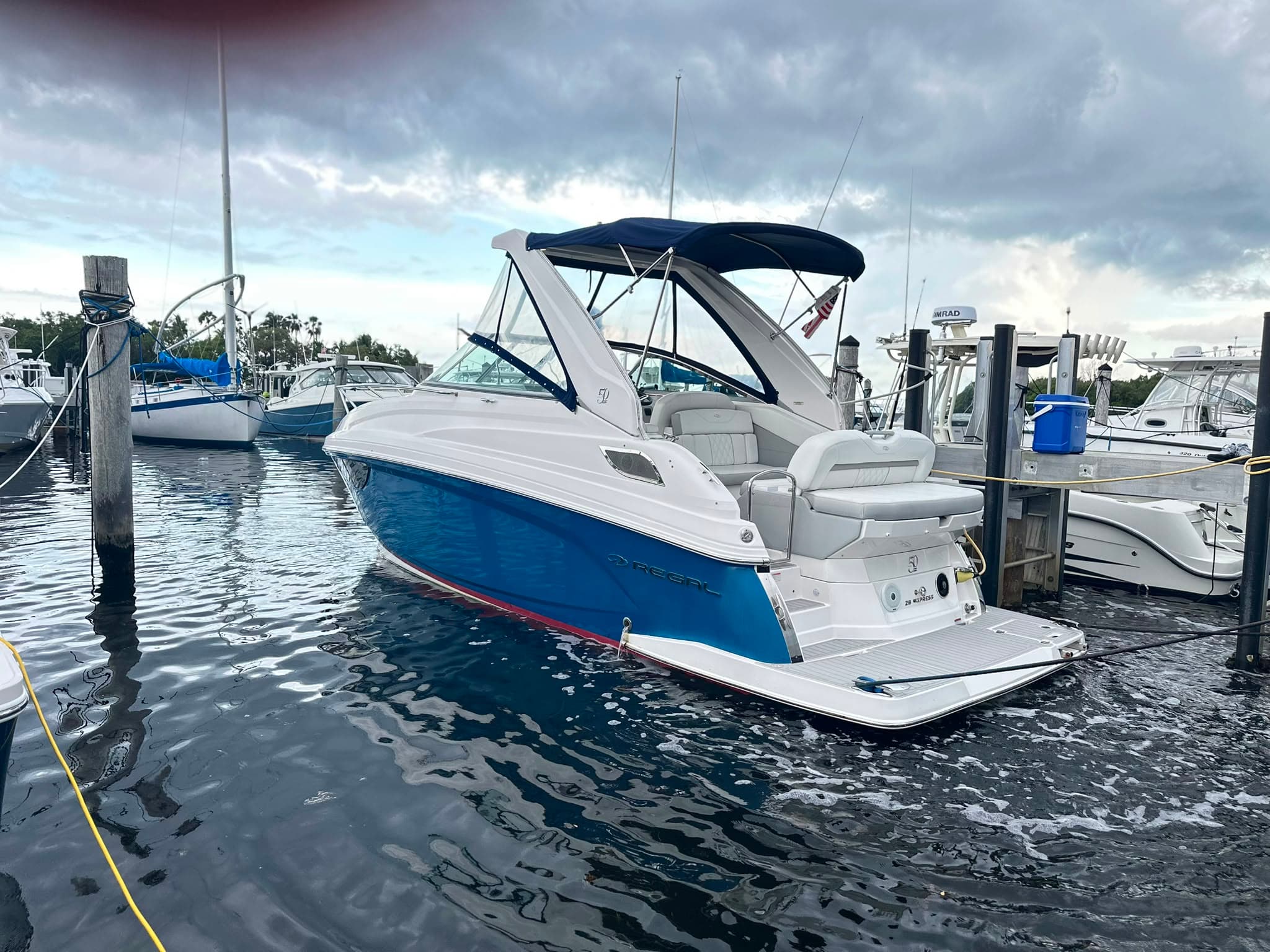 2021 Regal 28 Express zum Verkauf in Miami, Florida Cruiser 3