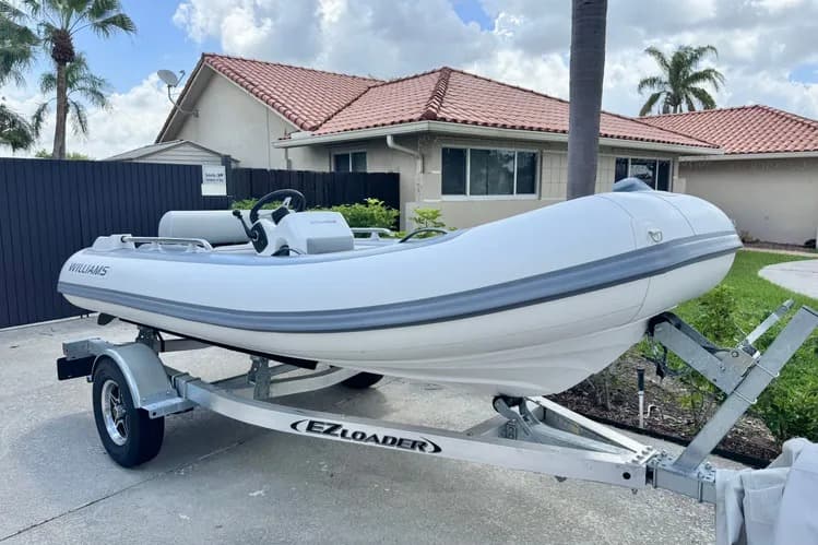 2025 Williams Jet Tenders SportJet 395 zum Verkauf in Davie, Florida Jet