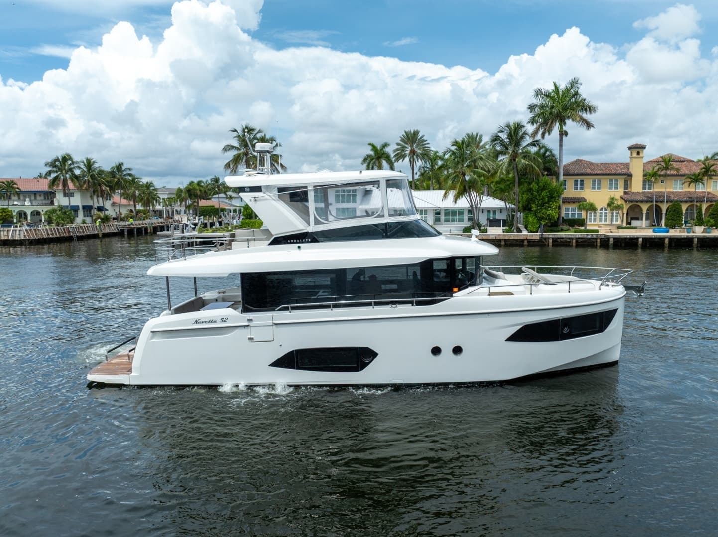 2022 Absolute Navetta 52 for Sale in Fort Lauderdale, Florida Flybridge 2