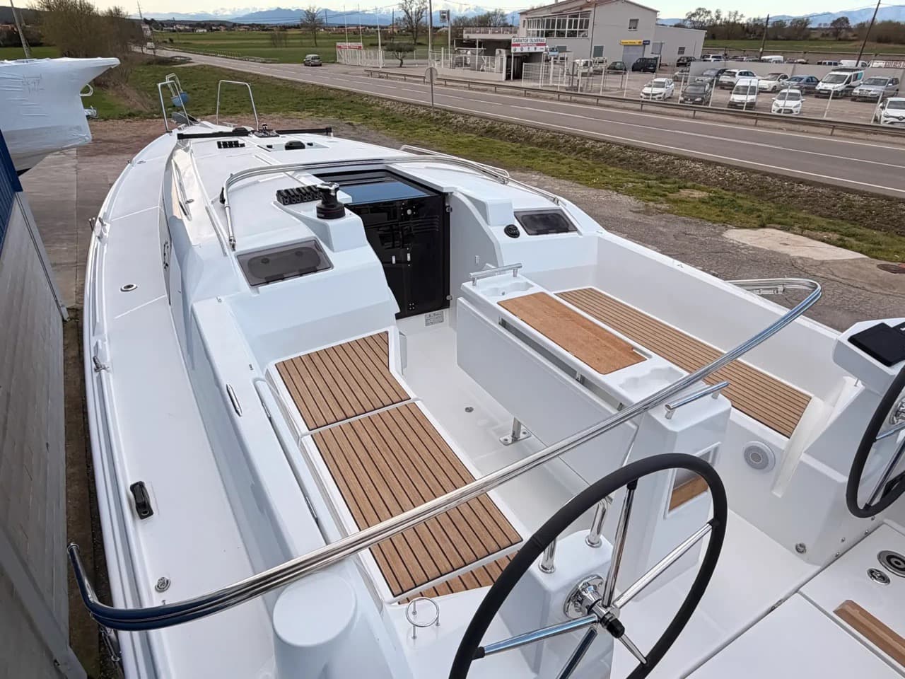 2026 Beneteau Oceanis 34.1 in vendita a Empuriabrava, ES Daysailer 4