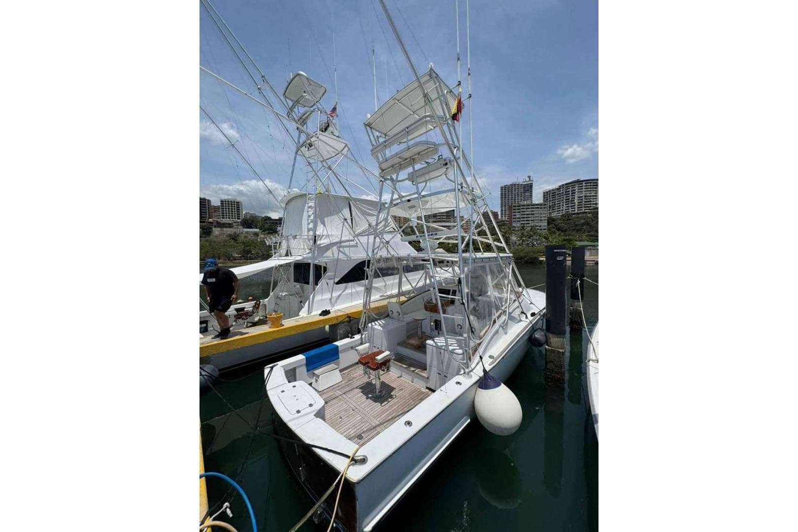 2001 Predator 35 Express te koop in Vargas, VE Sport Fishing 2