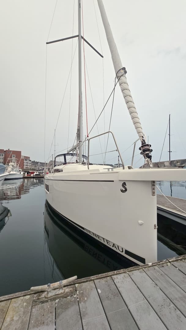 2023 Beneteau Oceanis 30.1 zum Verkauf in South Dartmouth, Massachusetts Monohull 2