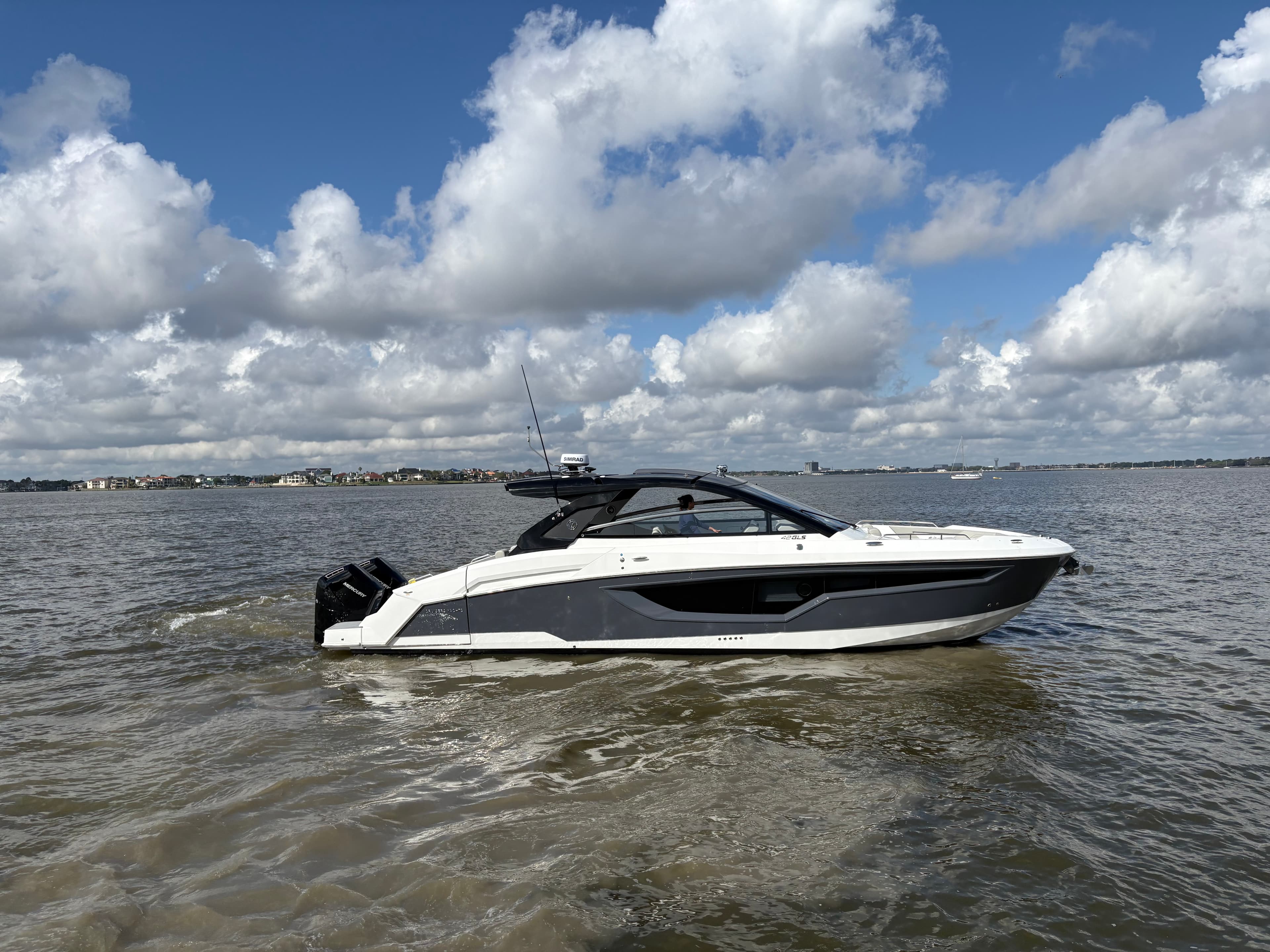 2025 Cruisers Yachts 42 GLS OB zum Verkauf in Pensacola, Florida Bowrider 4