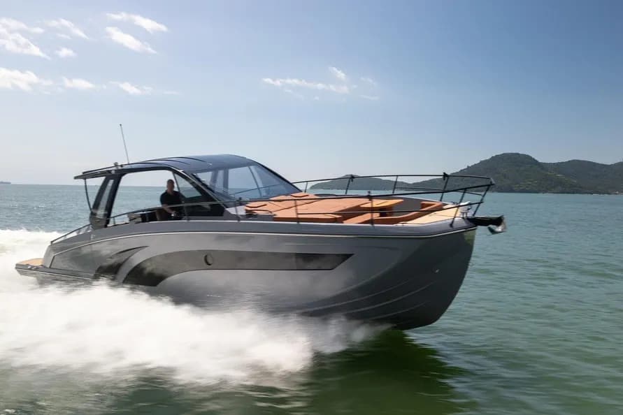 2027 Hanover Yachts 447 zum Verkauf in Newport, Rhode Island Motor Yacht 2