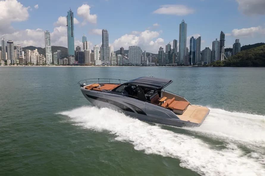 2027 Hanover Yachts 447 zum Verkauf in Newport, Rhode Island Motor Yacht 3