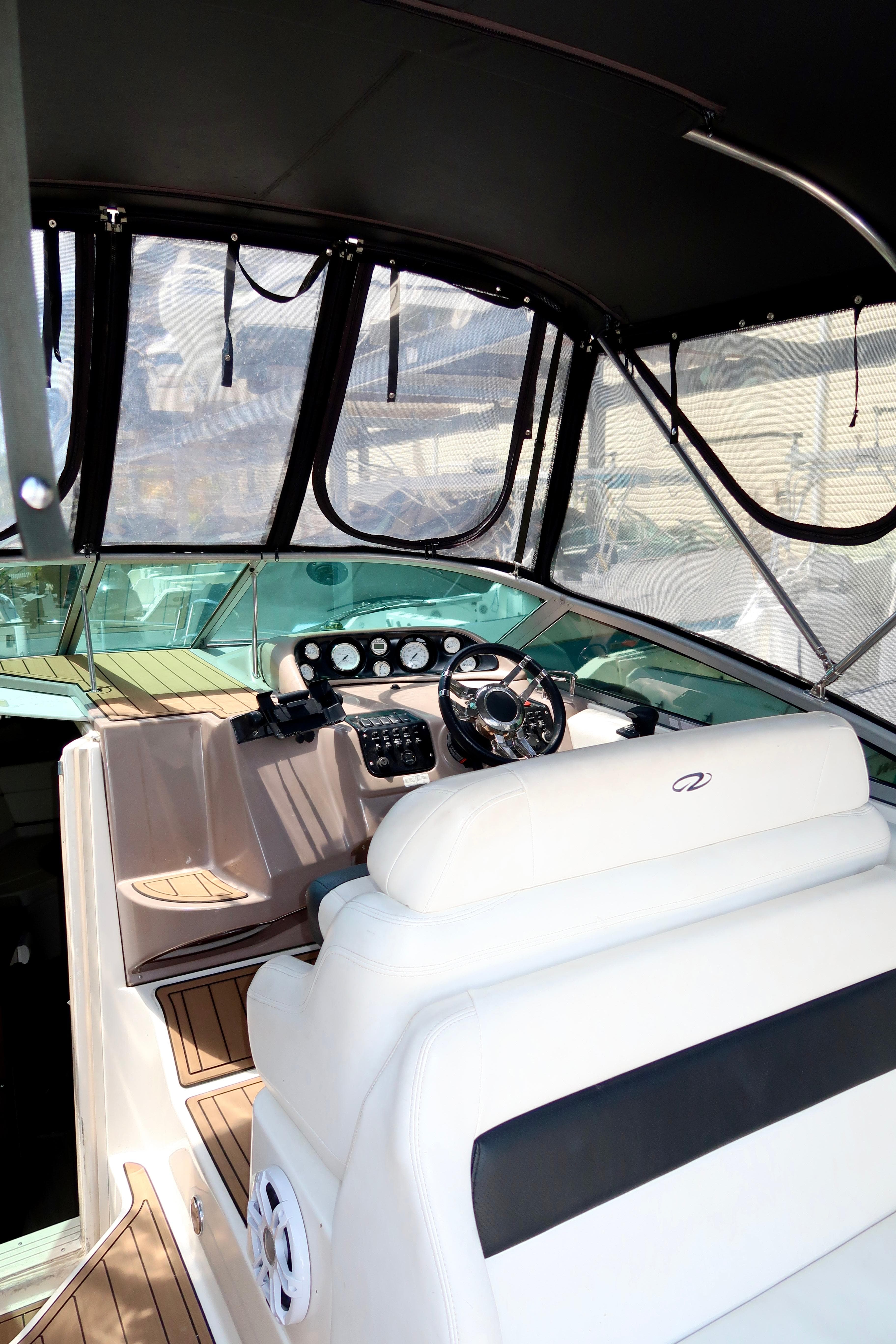 2004 Regal 2665 Commodore in vendita a Key Largo, Florida Express Cruiser 5