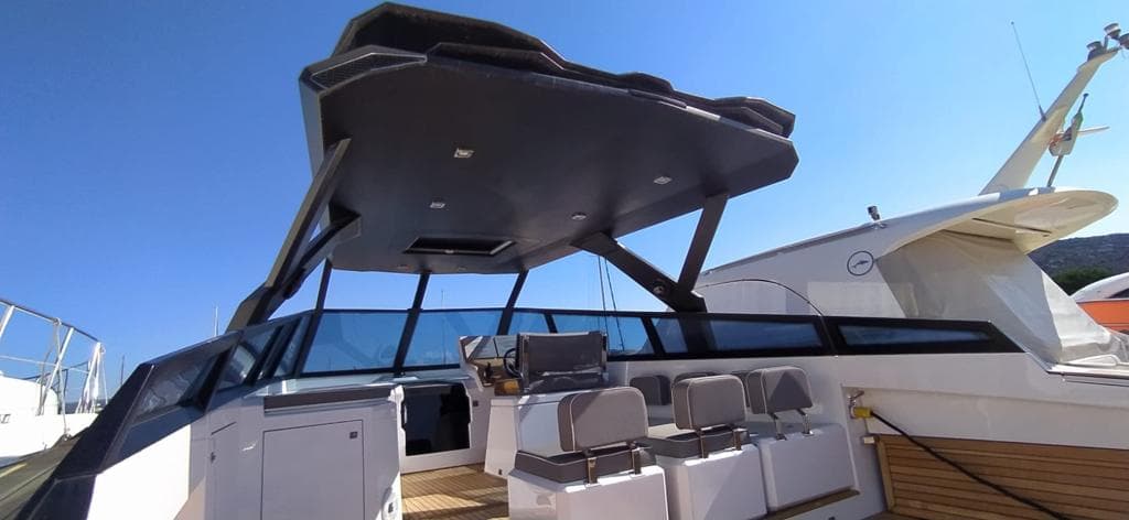 2016 Evo Yachts R4 in vendita a Naples, IT Motor Yacht 4