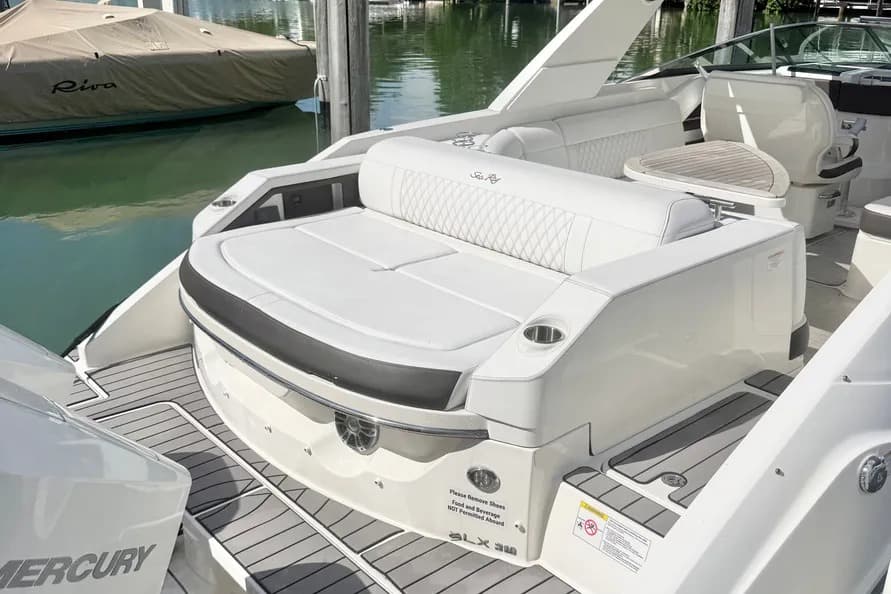 2023 Sea Ray SLX 310 Outboard zum Verkauf in North Miami Beach, Florida Bowrider 4