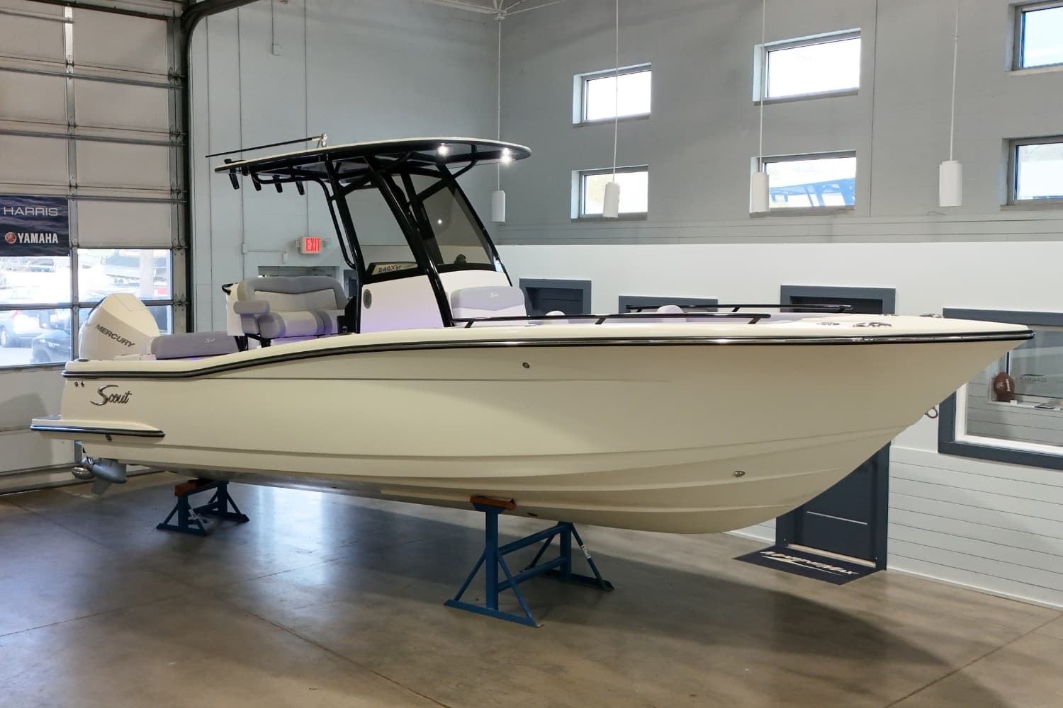 2026 Scout Boats 240 XSF zum Verkauf in Cornelius, North Carolina Center Console 2