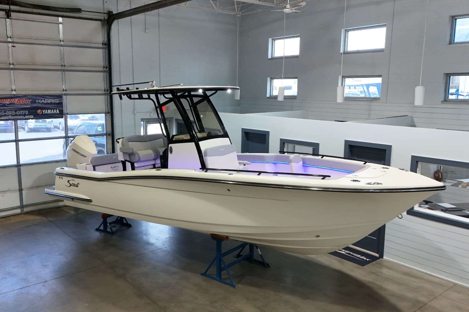 2026 Scout Boats 240 XSF zum Verkauf in Cornelius, North Carolina Center Console 3