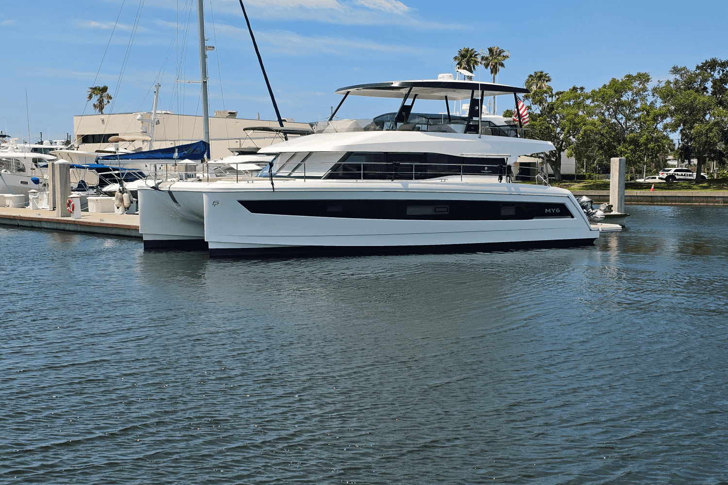 2023 Fountaine Pajot MY.6 a la venta en Clearwater, Florida Power Catamarans 3