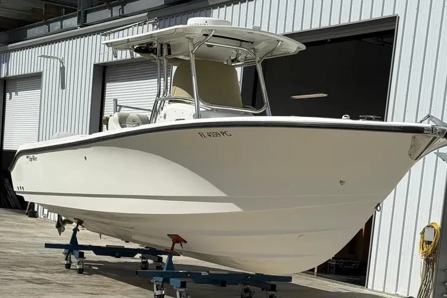 2010 EdgeWater 318CC for Sale in Fort Lauderdale, Florida Center Console 5