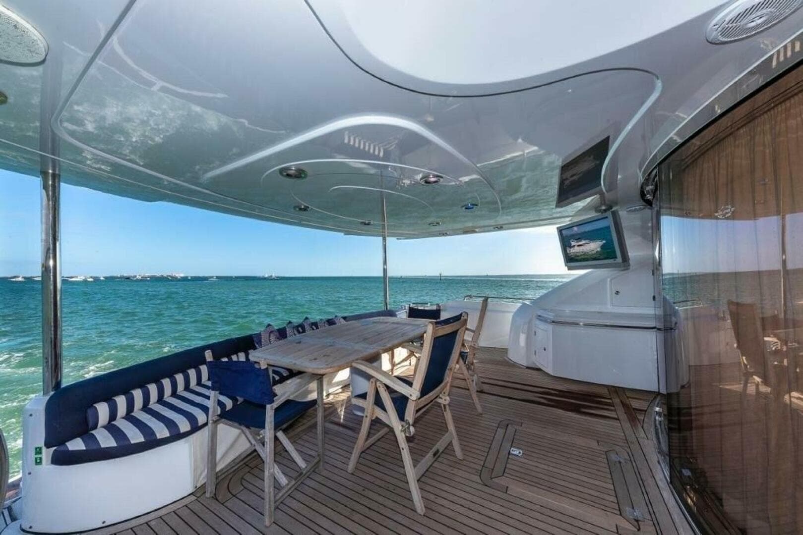 2003 Sunseeker 82 Yacht in vendita a MIAMI BEACH, Florida Motor Yacht 3