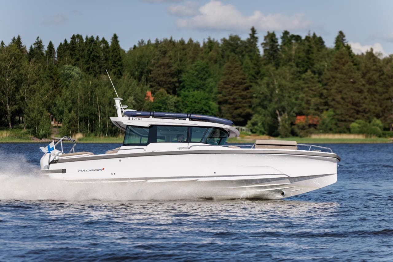 2026 Axopar 29 XC Cross Cabin for Sale in San Diego, California Walk-around Boats