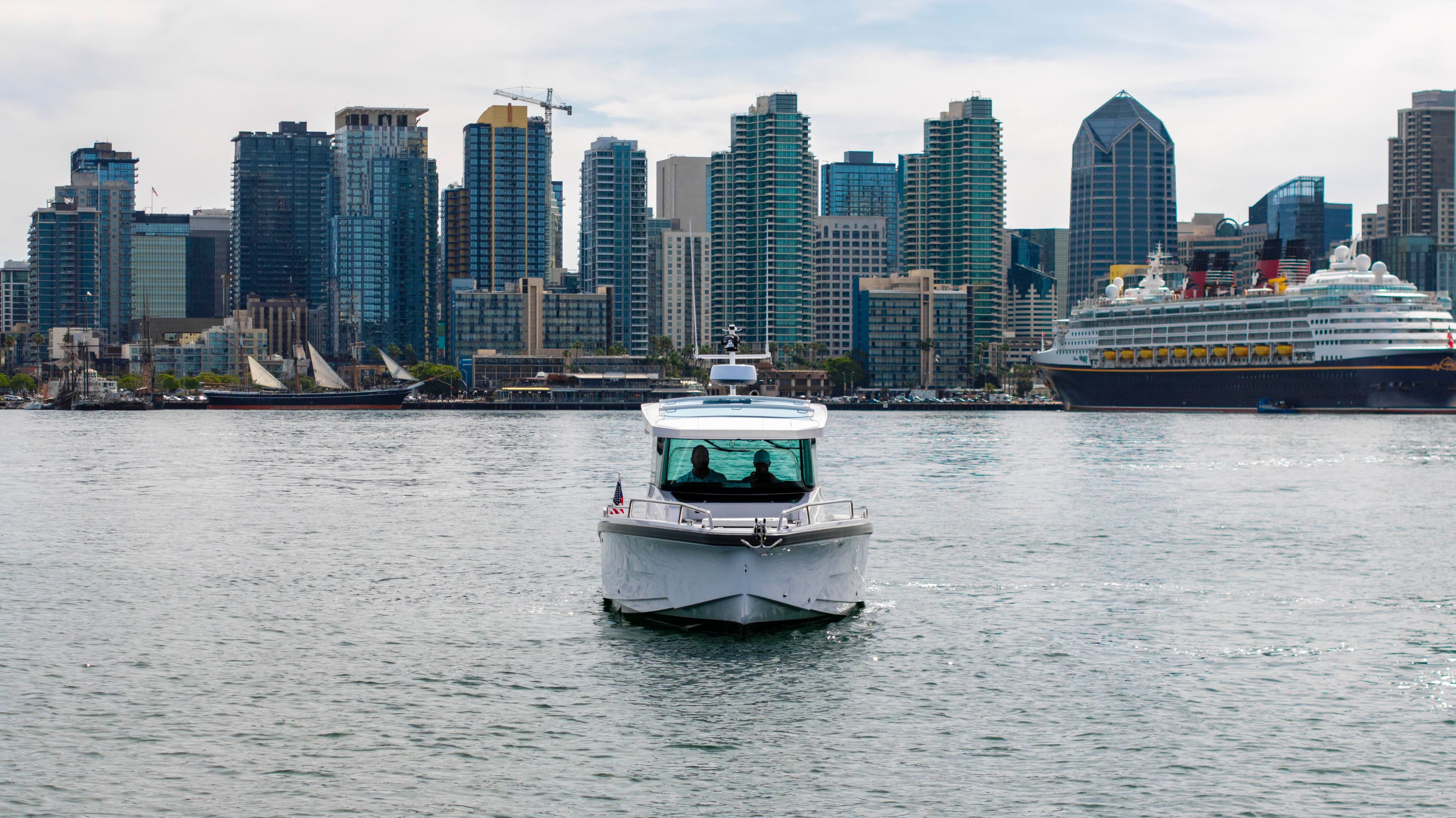 2026 Axopar 29 XC Cross Cabin for Sale in San Diego, California Walk-around Boats 3